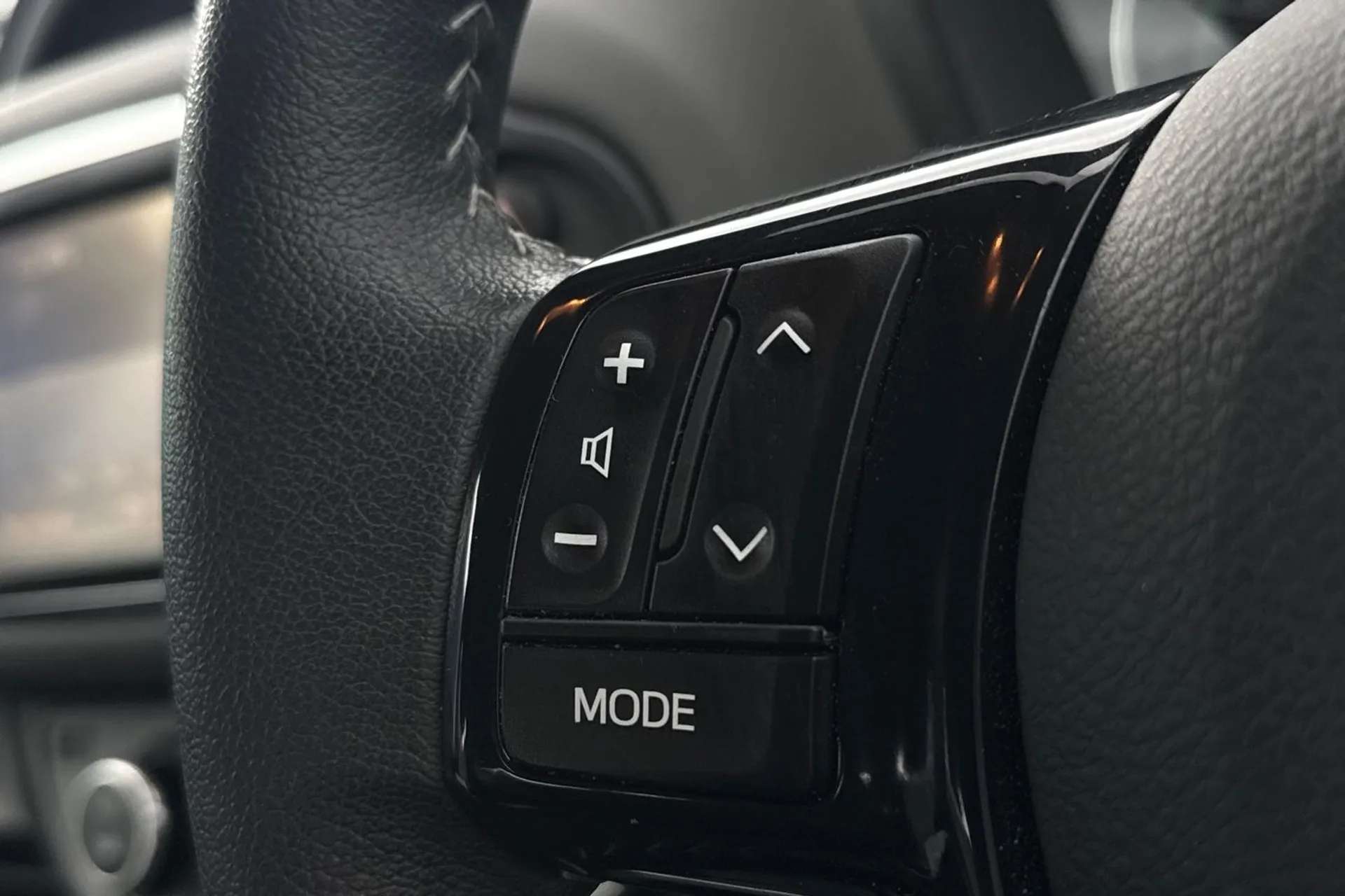 2018 TOYOTA YARIS 2018 TOYOTA YARIS