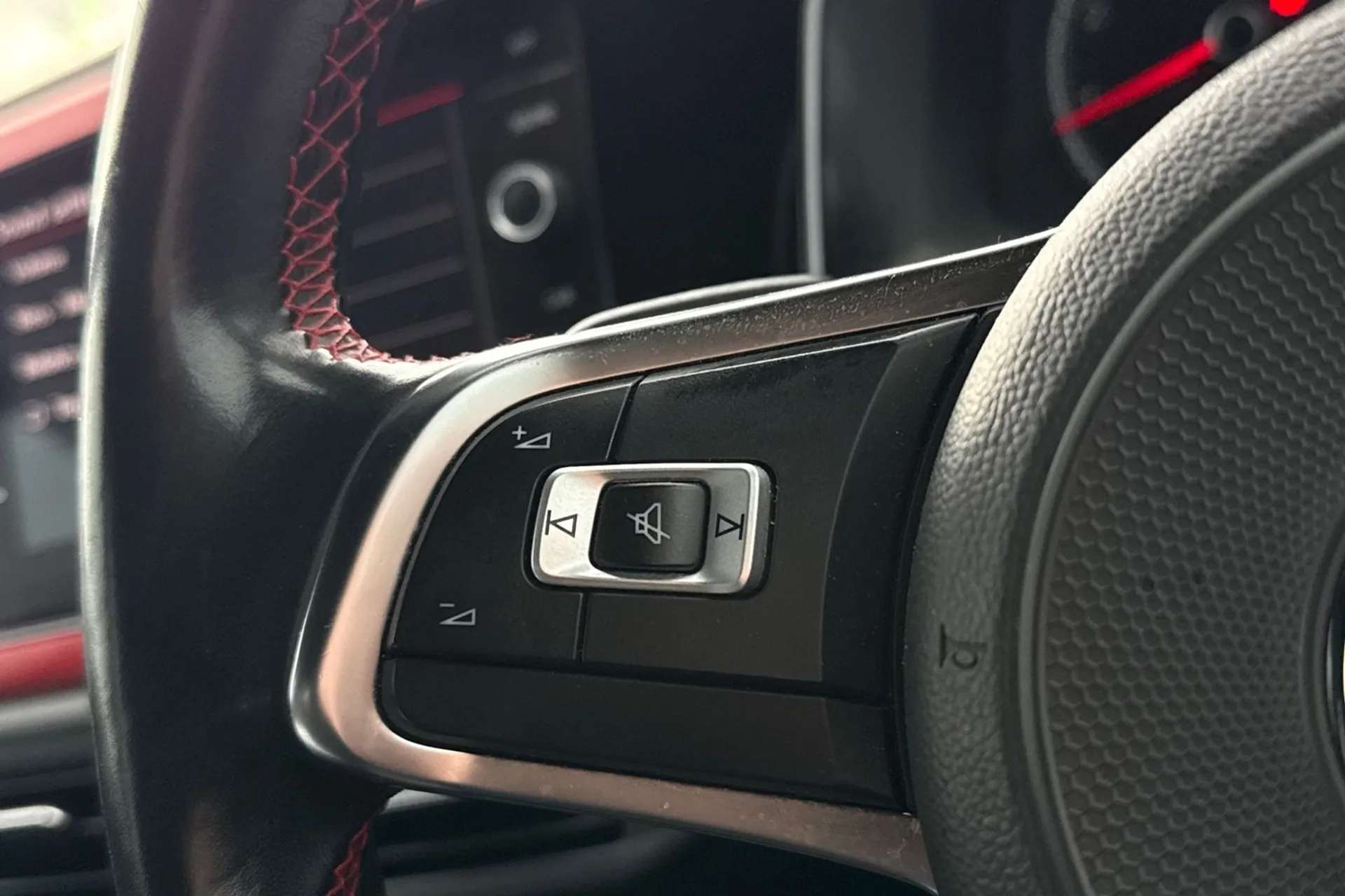 2020 VOLKSWAGEN POLO 2020 VOLKSWAGEN POLO