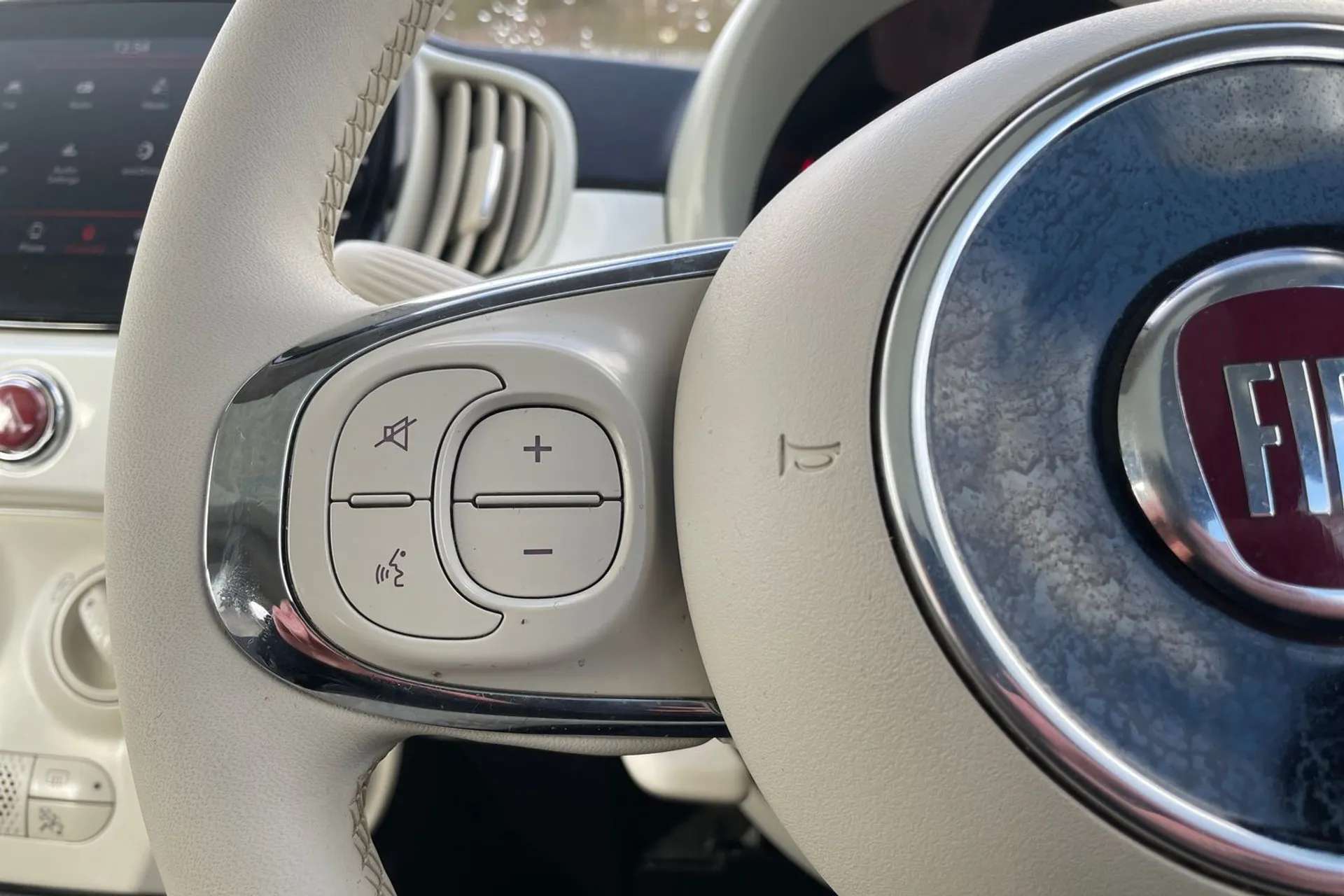 2021 FIAT 500 2021 FIAT 500