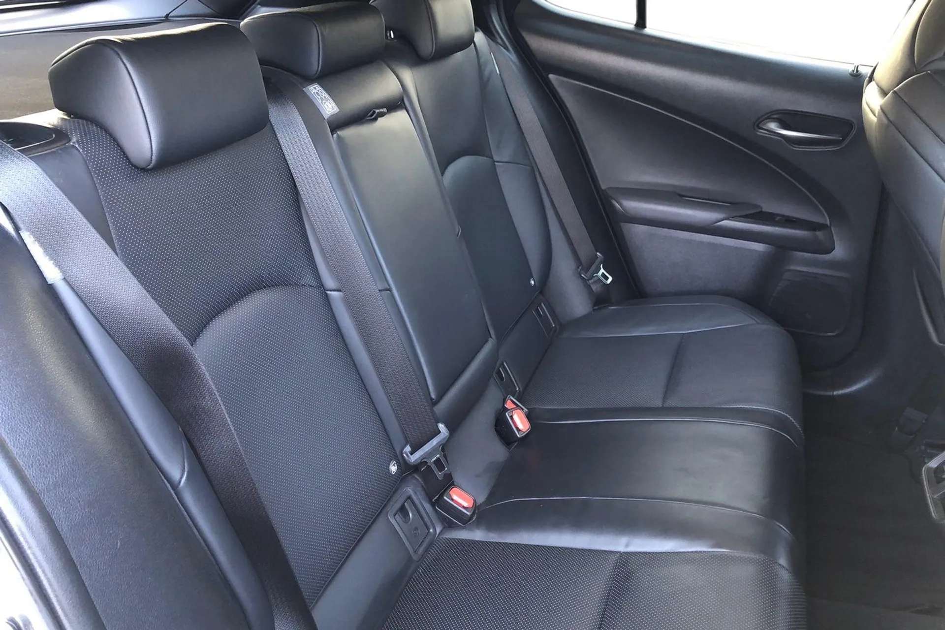 2020 LEXUS UX 2020 LEXUS UX