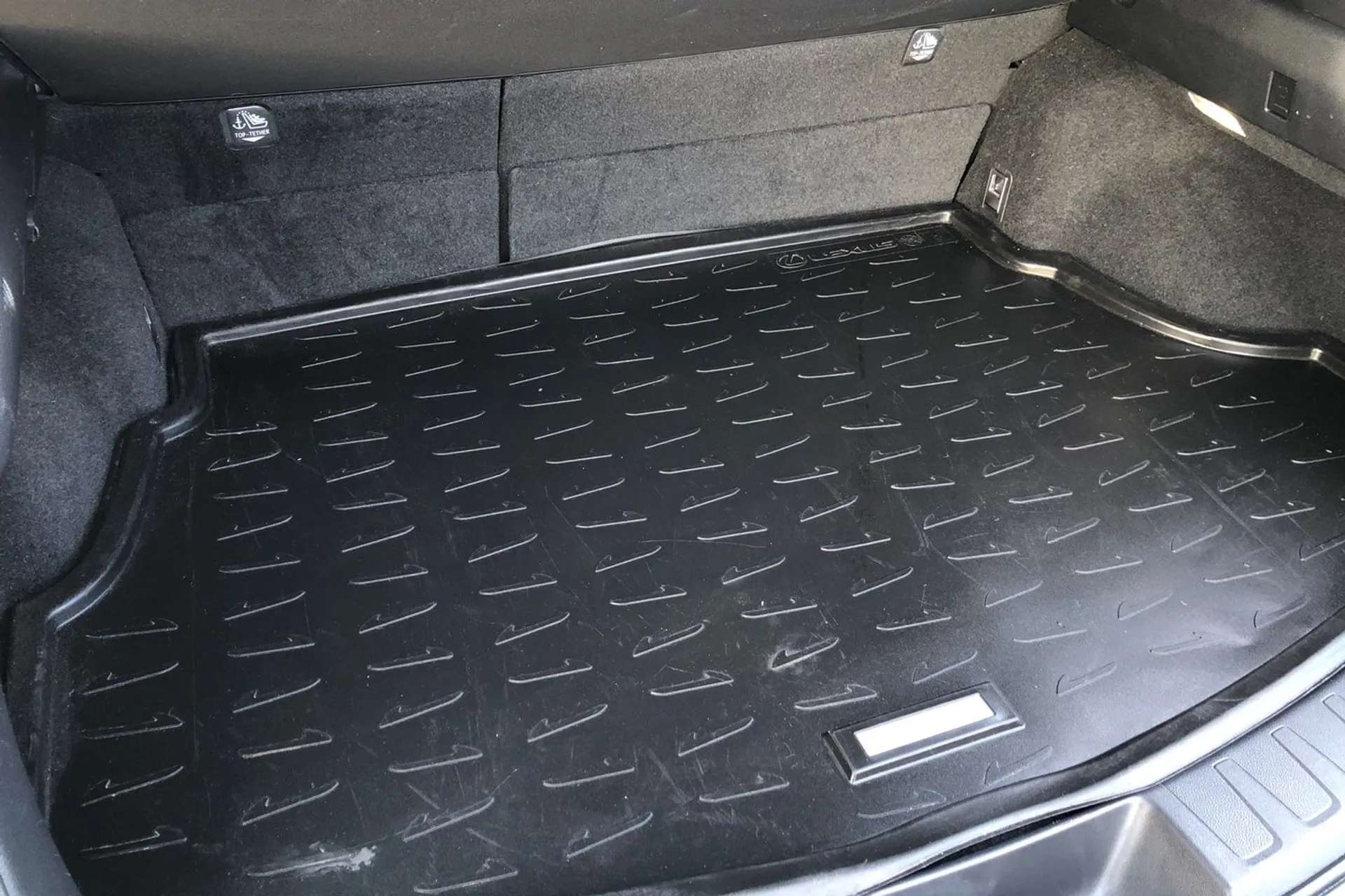 2020 LEXUS UX 2020 LEXUS UX