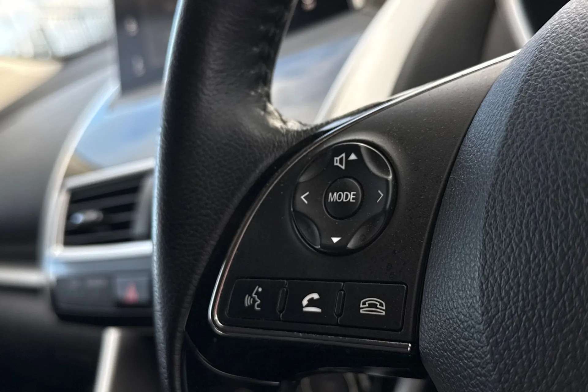 2021 MITSUBISHI ECLIPSE CROSS 2021 MITSUBISHI ECLIPSE CROSS