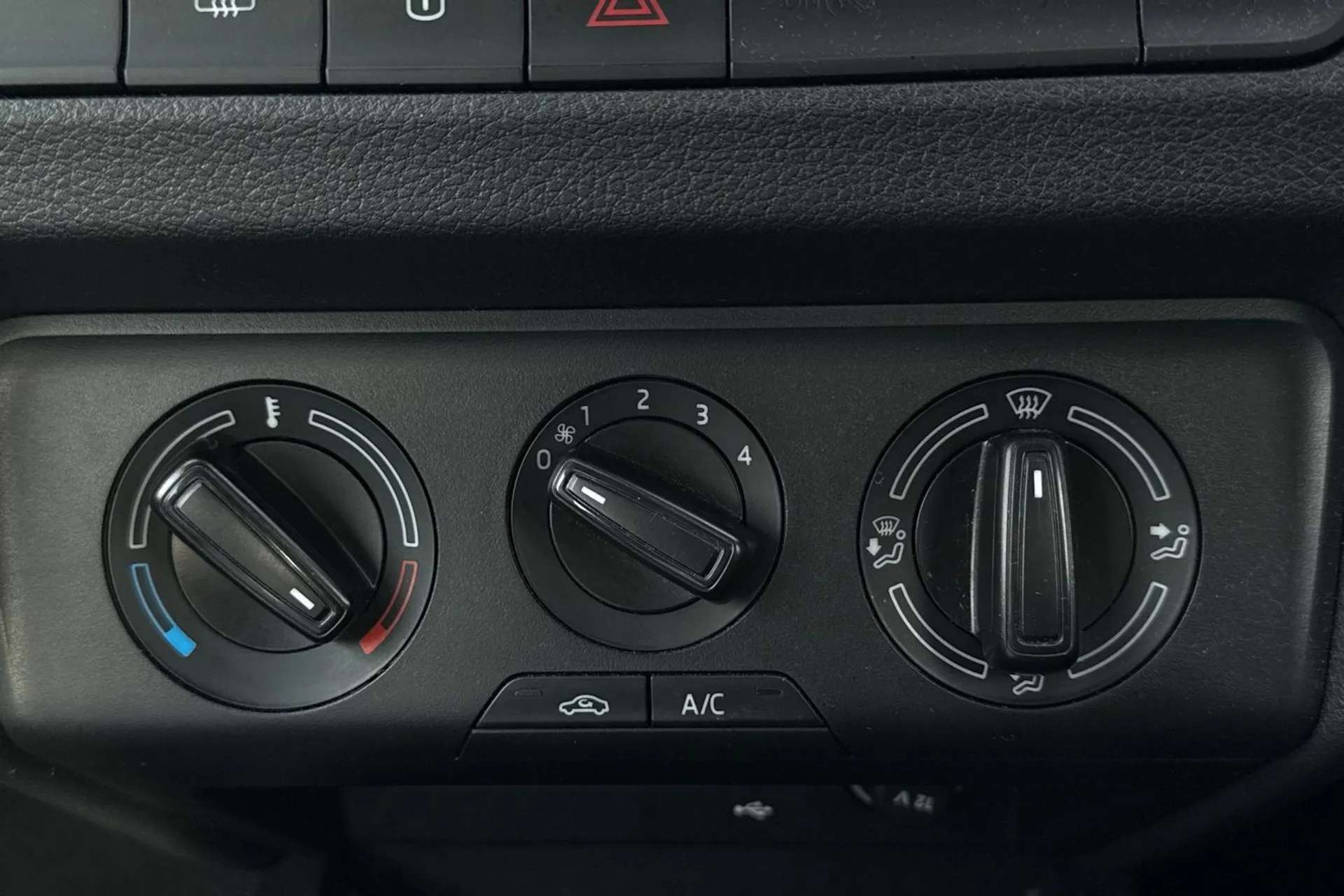 2018 SKODA FABIA 2018 SKODA FABIA