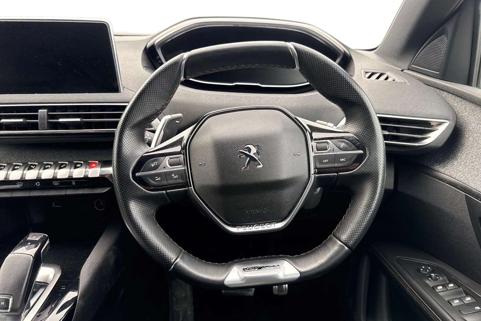 2018 PEUGEOT 5008 2018 PEUGEOT 5008
