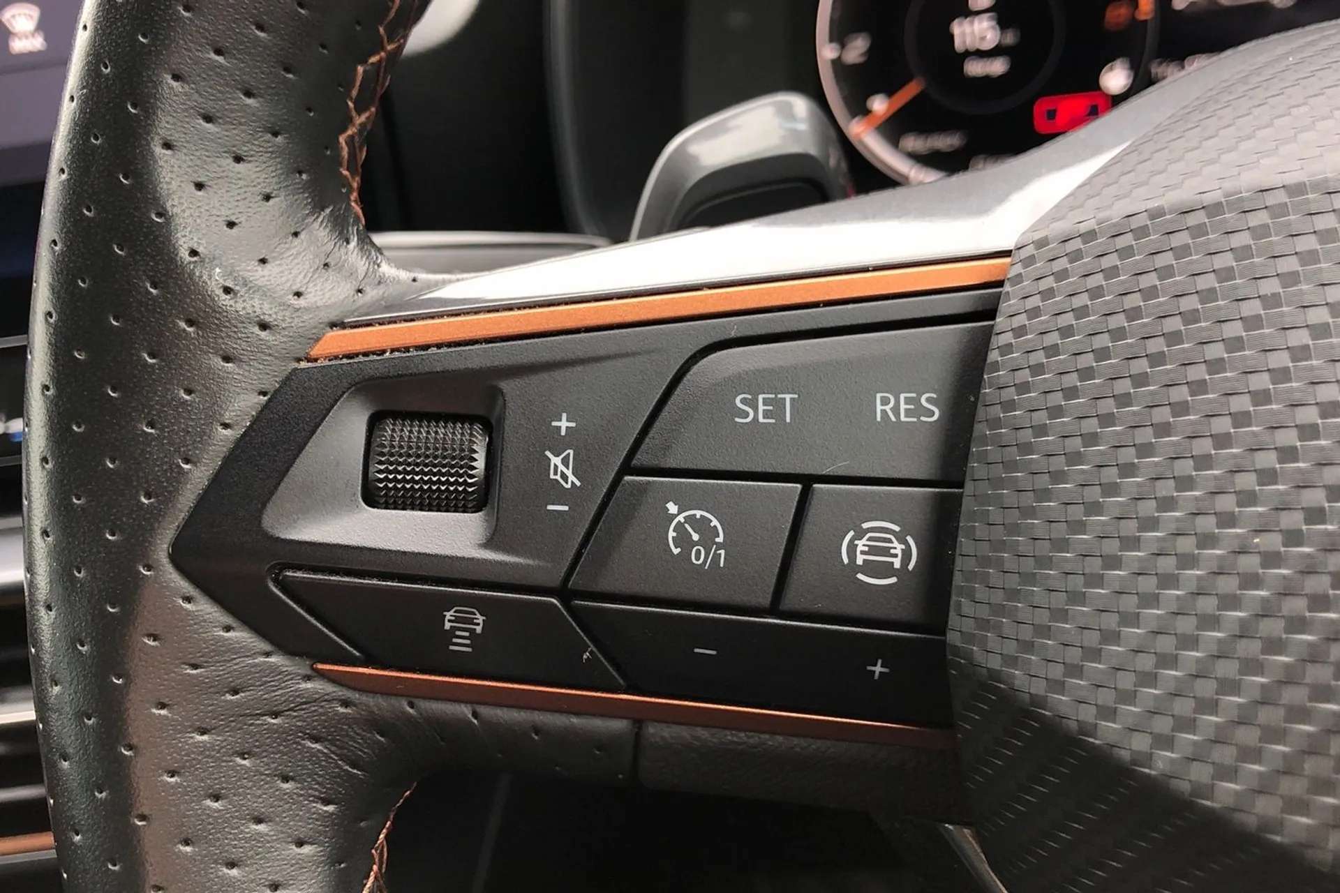 2023 CUPRA LEON 2023 CUPRA LEON