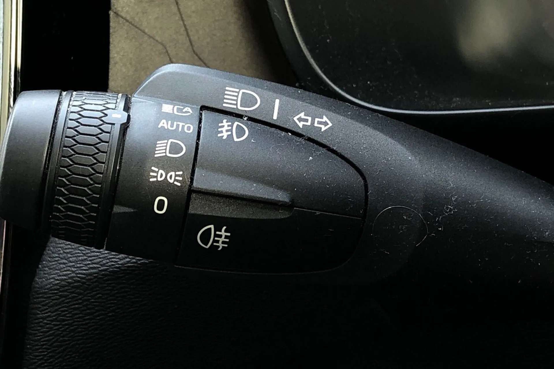 2022 VOLVO C40 2022 VOLVO C40