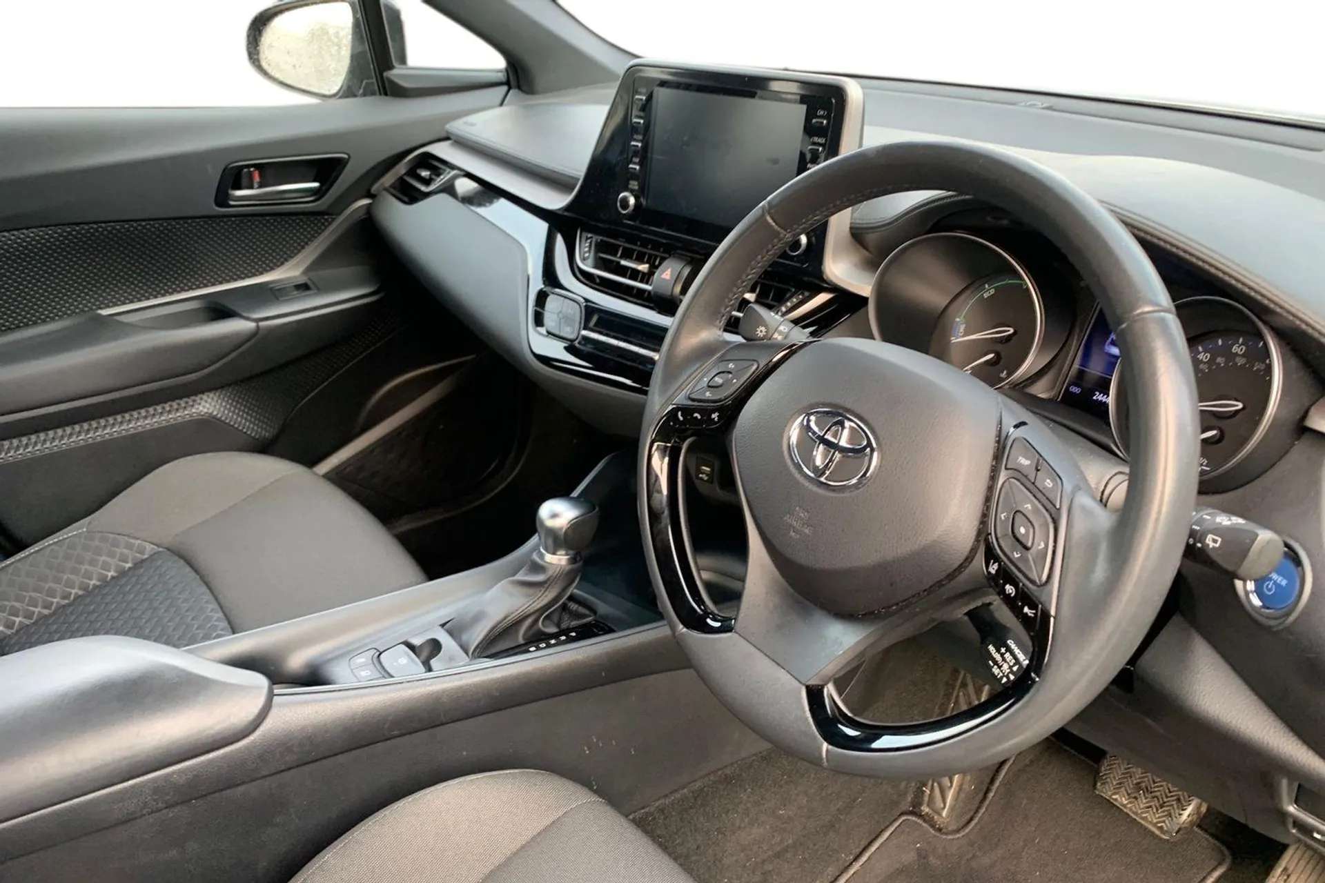 2023 TOYOTA C-HR 2023 TOYOTA C-HR