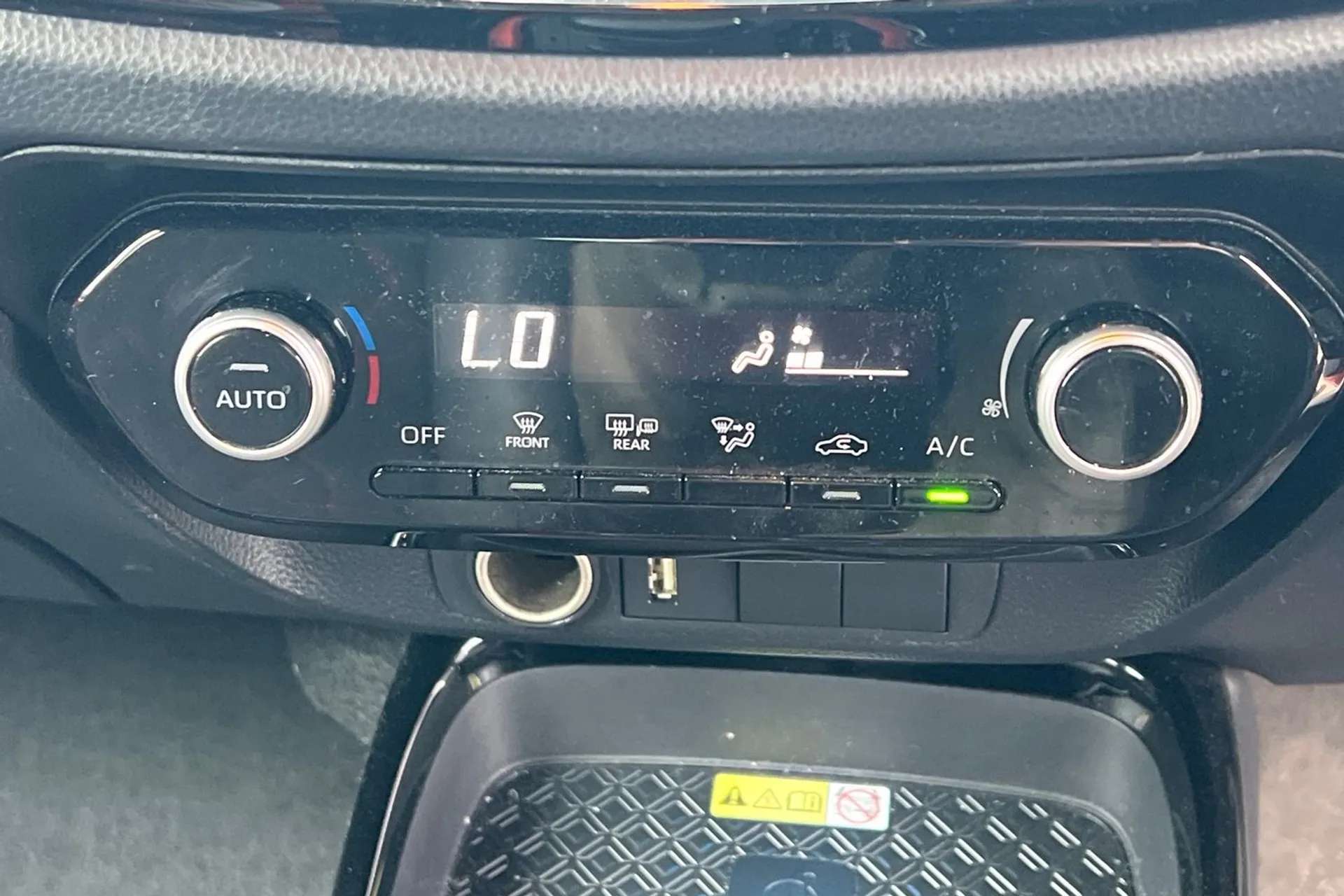 2022 TOYOTA AYGO X 2022 TOYOTA AYGO X