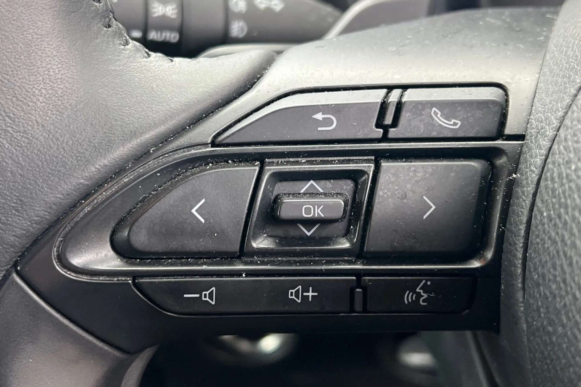 2022 TOYOTA AYGO X 2022 TOYOTA AYGO X