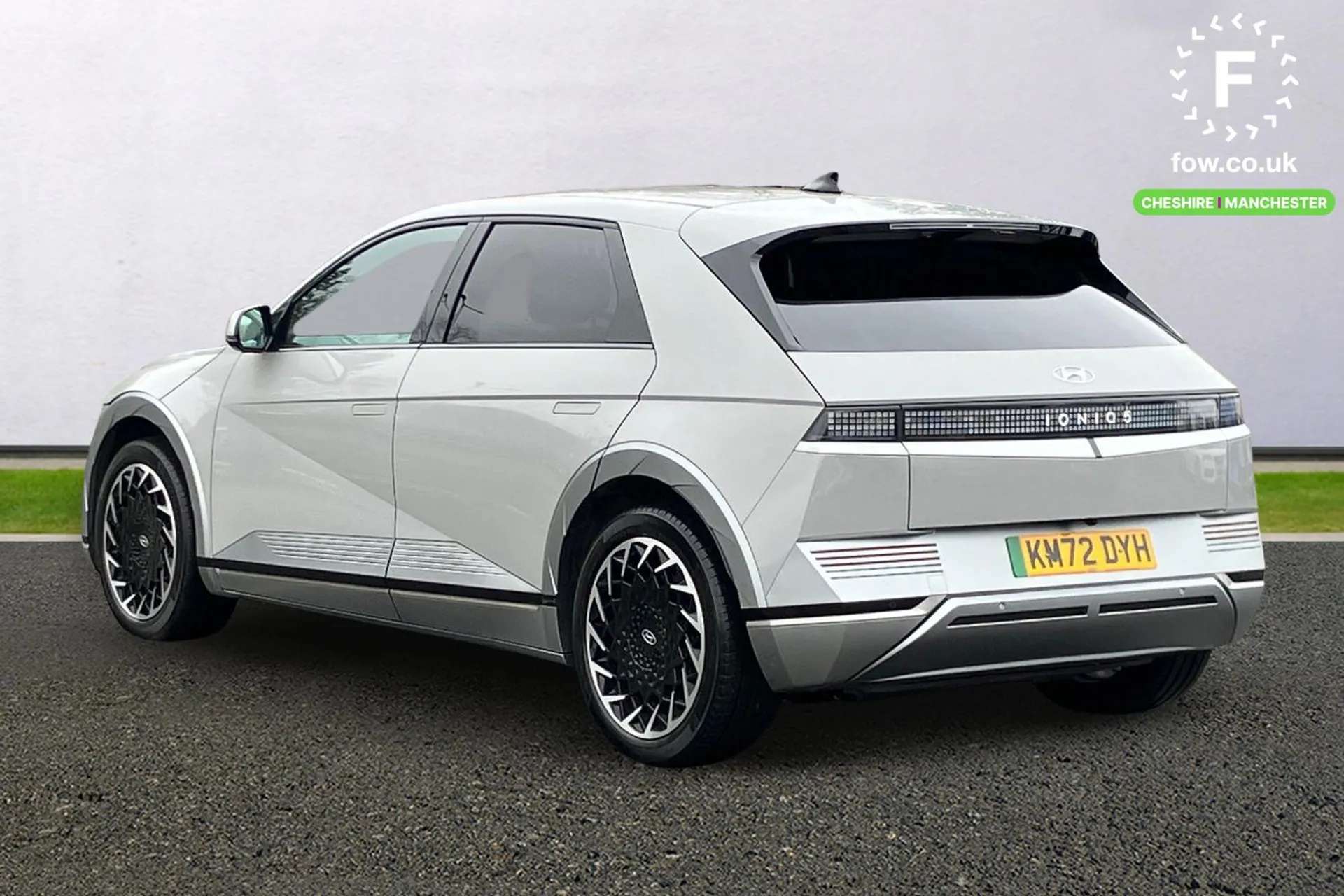 A 2022 HYUNDAI IONIQ 5 160kW Ultimate 73 kWh 5dr Auto [ Parking - rear view monitor with parking guidance dynamic , Head up display - augmented reality (AR) and standard dis A 2022 HYUNDAI IONIQ 5 160kW Ultimate 73 kWh 5dr Auto [ Parking - rear view monitor with parking guidance dynamic , Head up display - augmented reality (AR) and standard dis