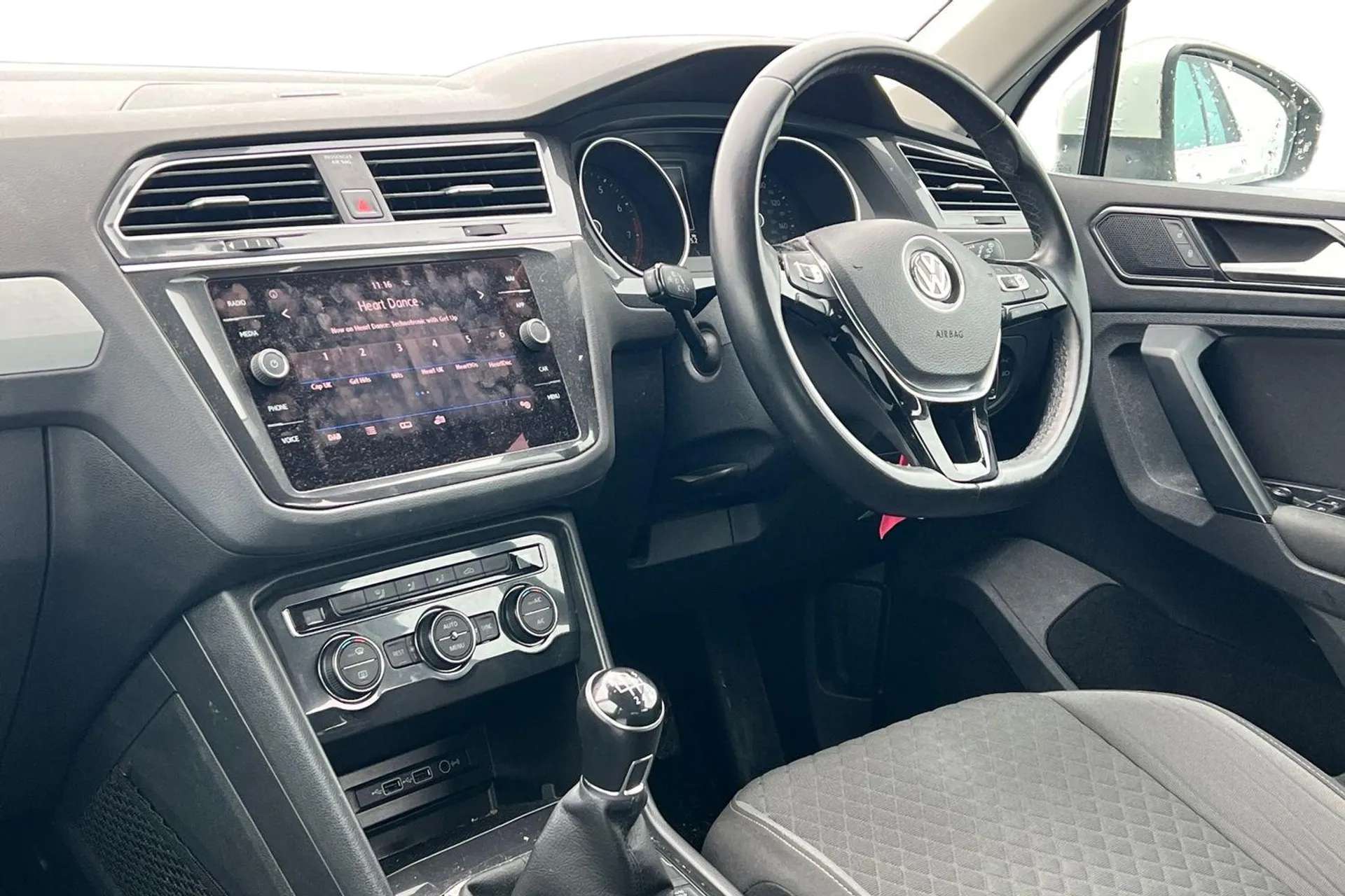 2019 VOLKSWAGEN TIGUAN 2019 VOLKSWAGEN TIGUAN