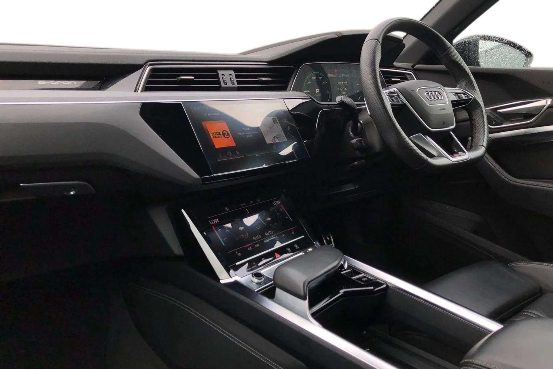 2023 AUDI Q8 2023 AUDI Q8