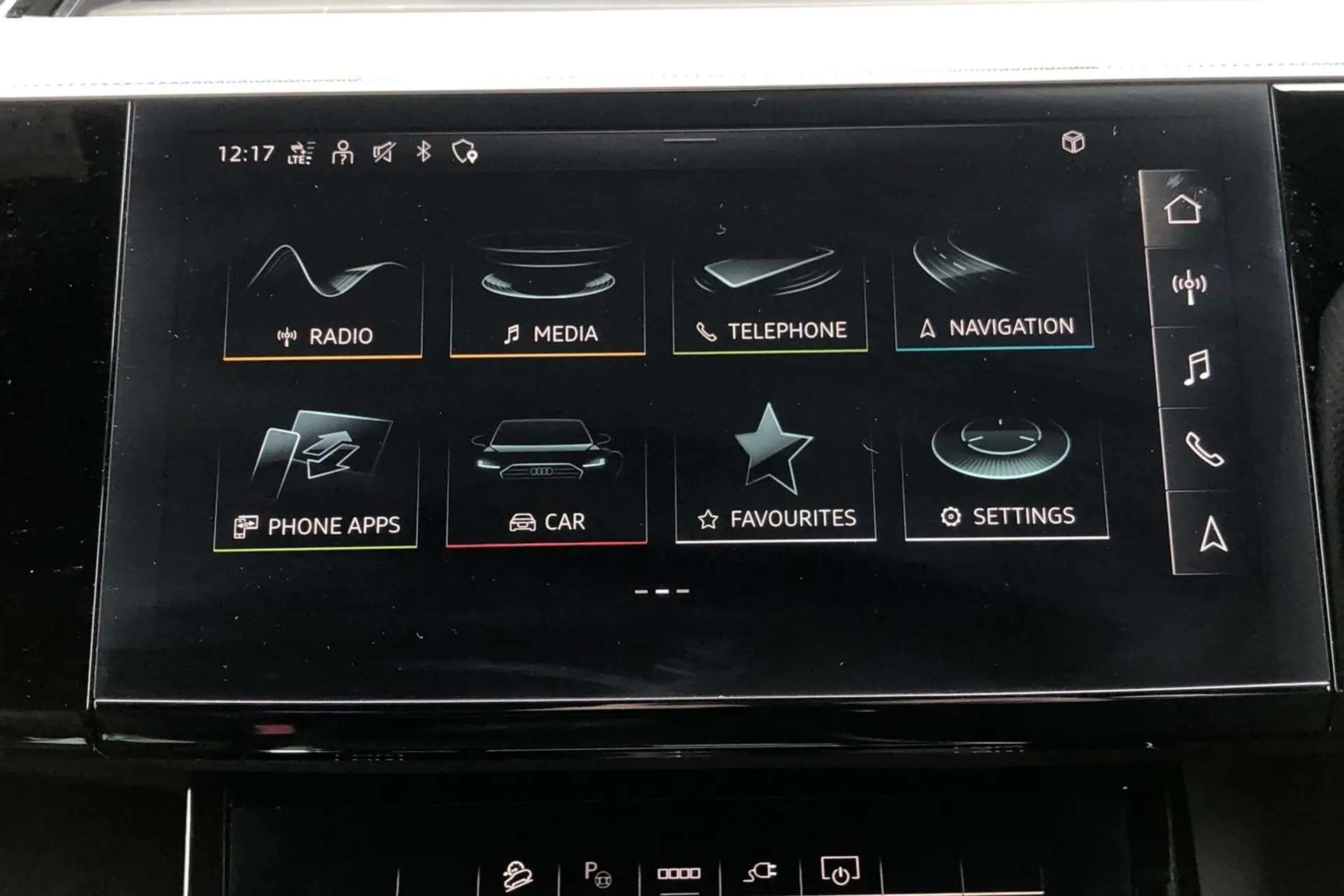 2023 AUDI Q8 2023 AUDI Q8