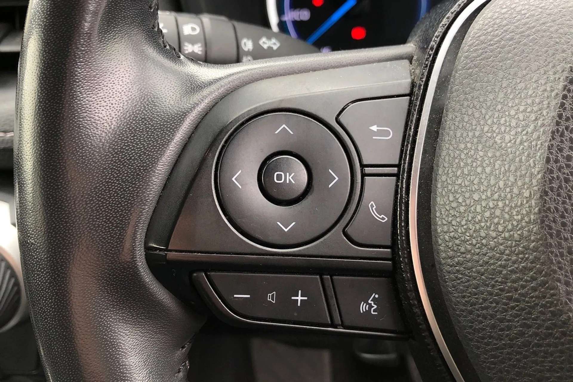 2020 TOYOTA RAV4 2020 TOYOTA RAV4