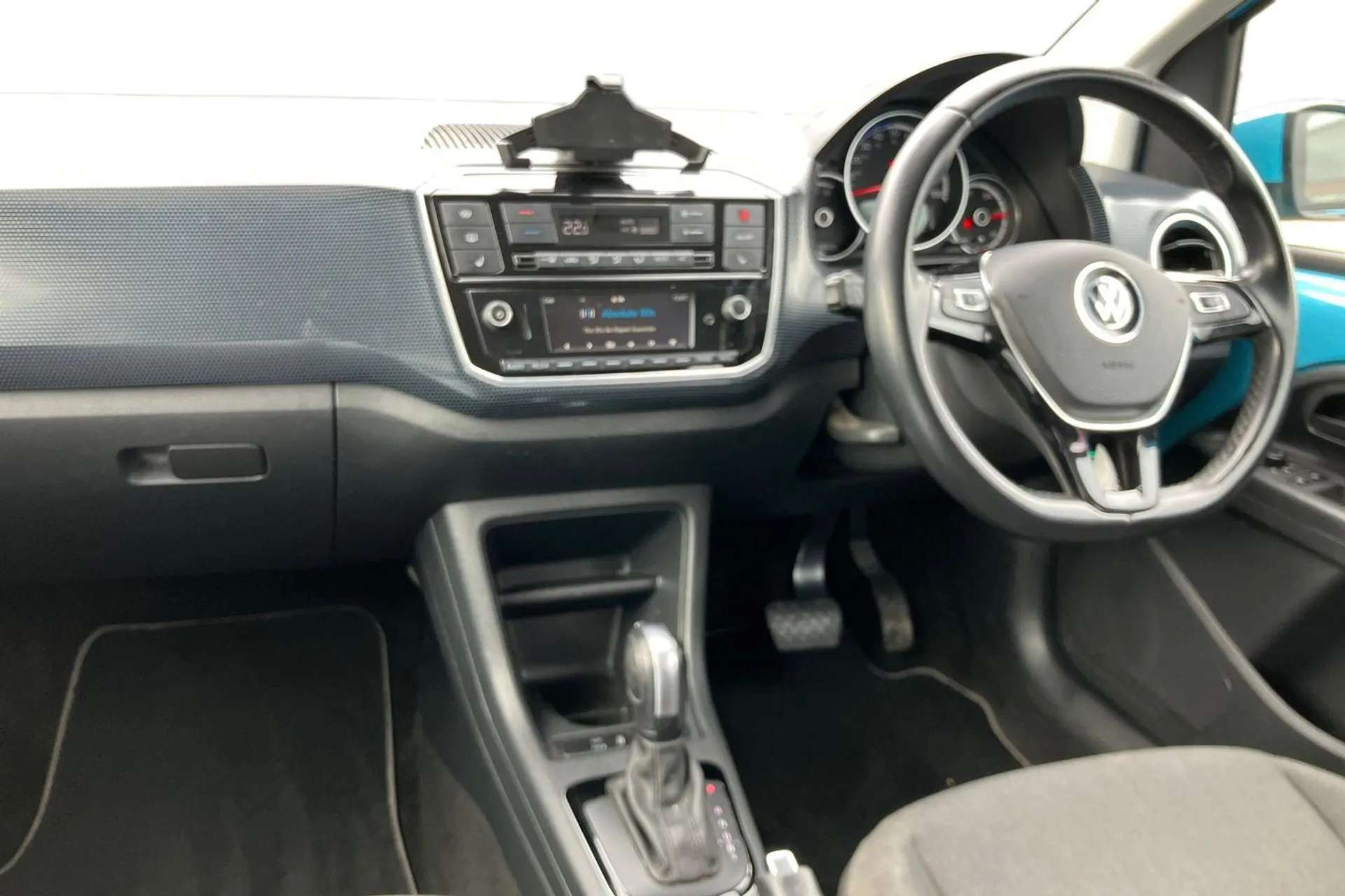 2021 VOLKSWAGEN UP 2021 VOLKSWAGEN UP