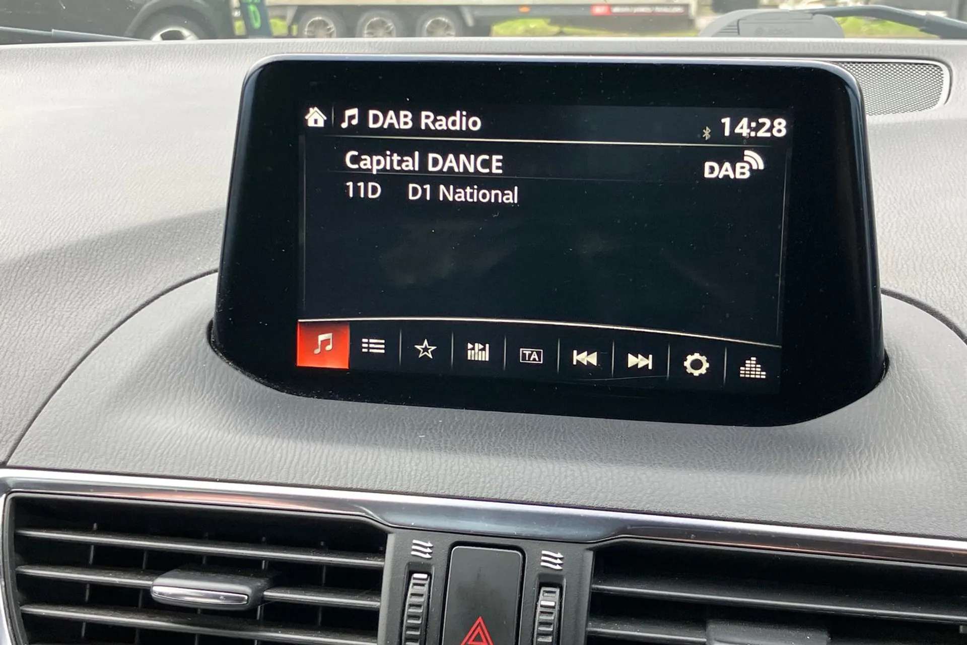 2017 MAZDA MAZDA3 2017 MAZDA MAZDA3