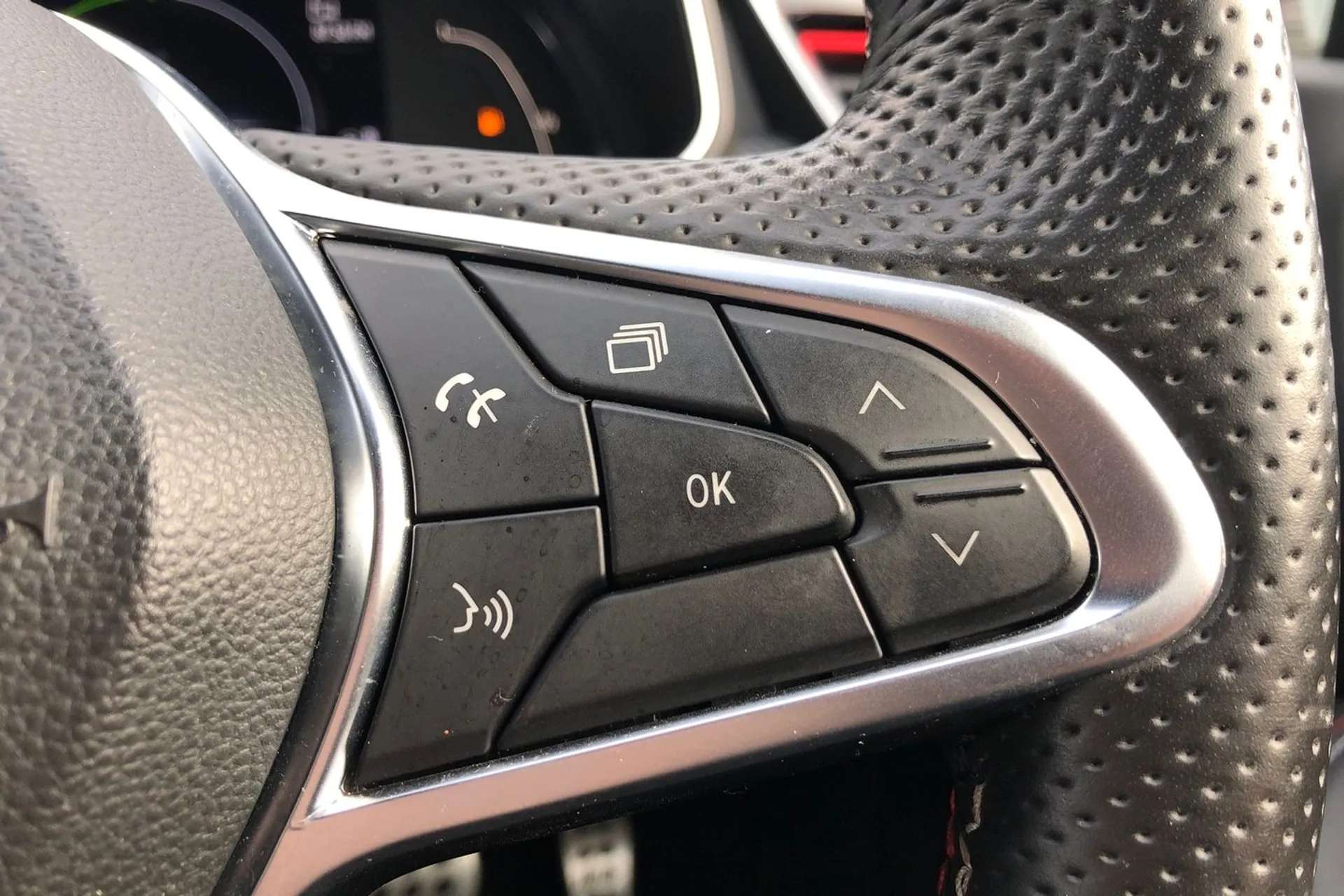 2020 RENAULT CLIO 2020 RENAULT CLIO