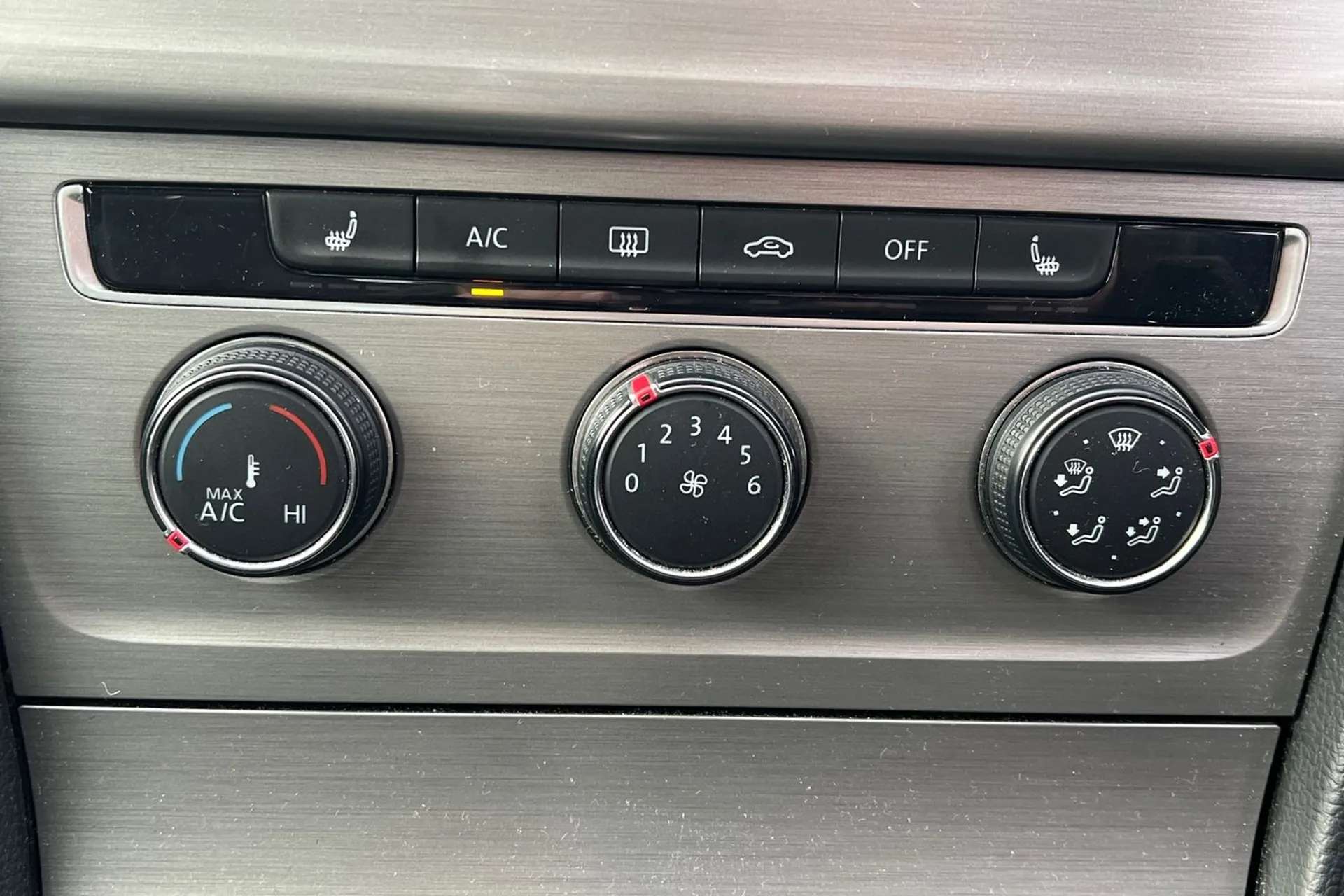 2016 VOLKSWAGEN GOLF 2016 VOLKSWAGEN GOLF