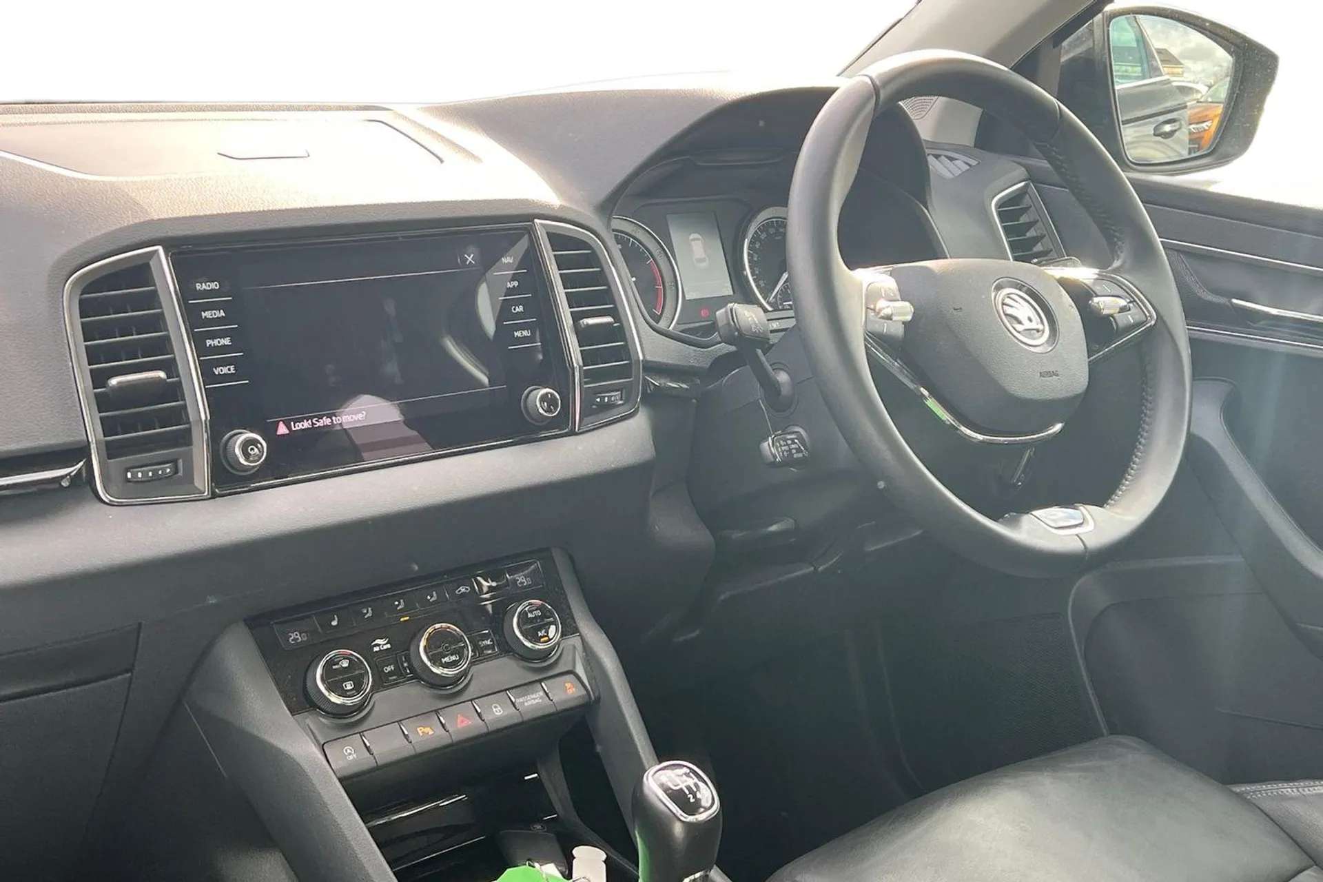 2022 SKODA KAROQ 2022 SKODA KAROQ