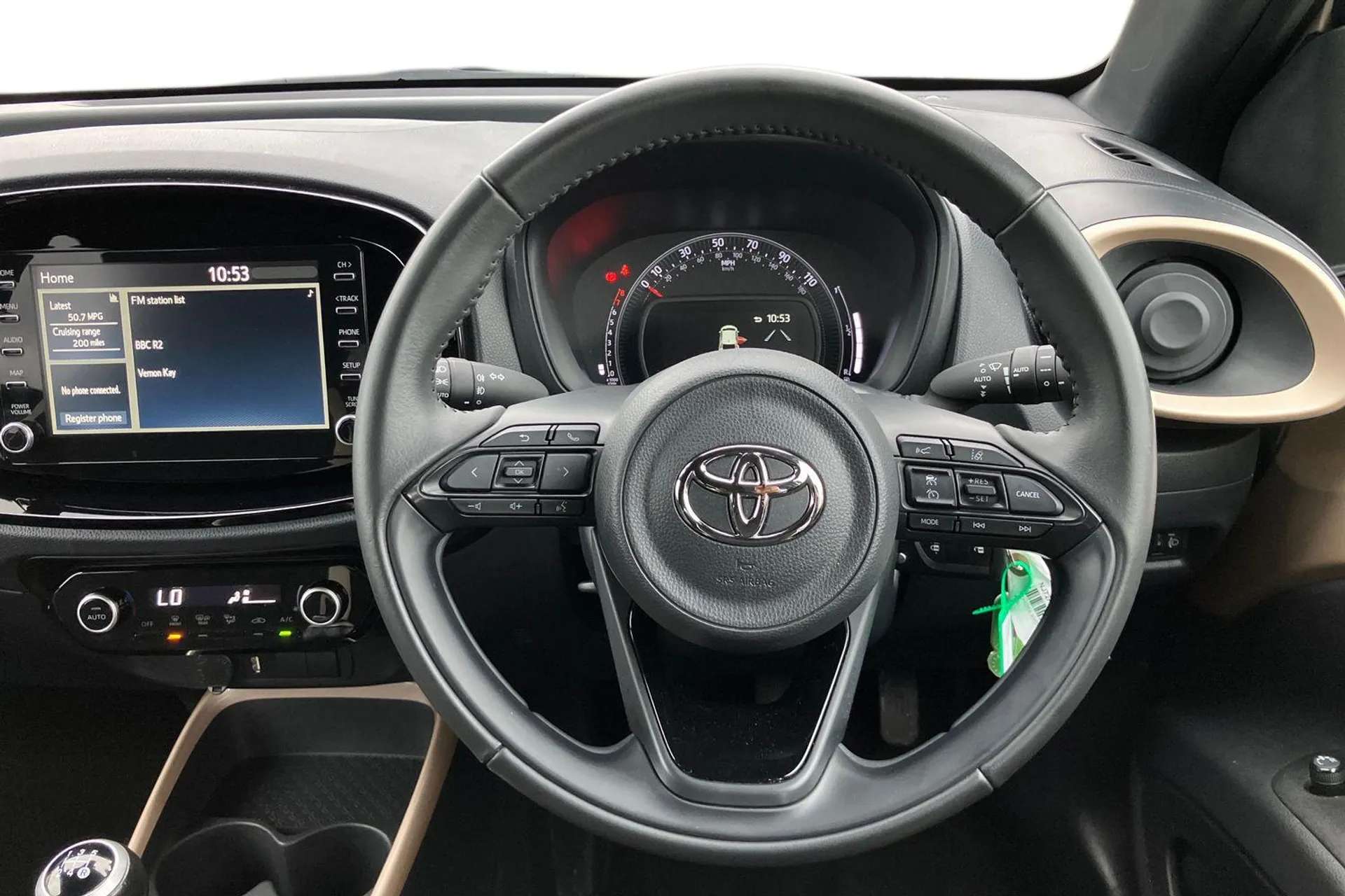 2022 TOYOTA AYGO X 2022 TOYOTA AYGO X