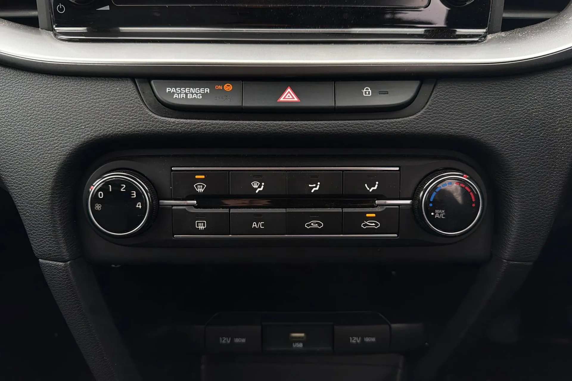 2022 KIA CEED 2022 KIA CEED