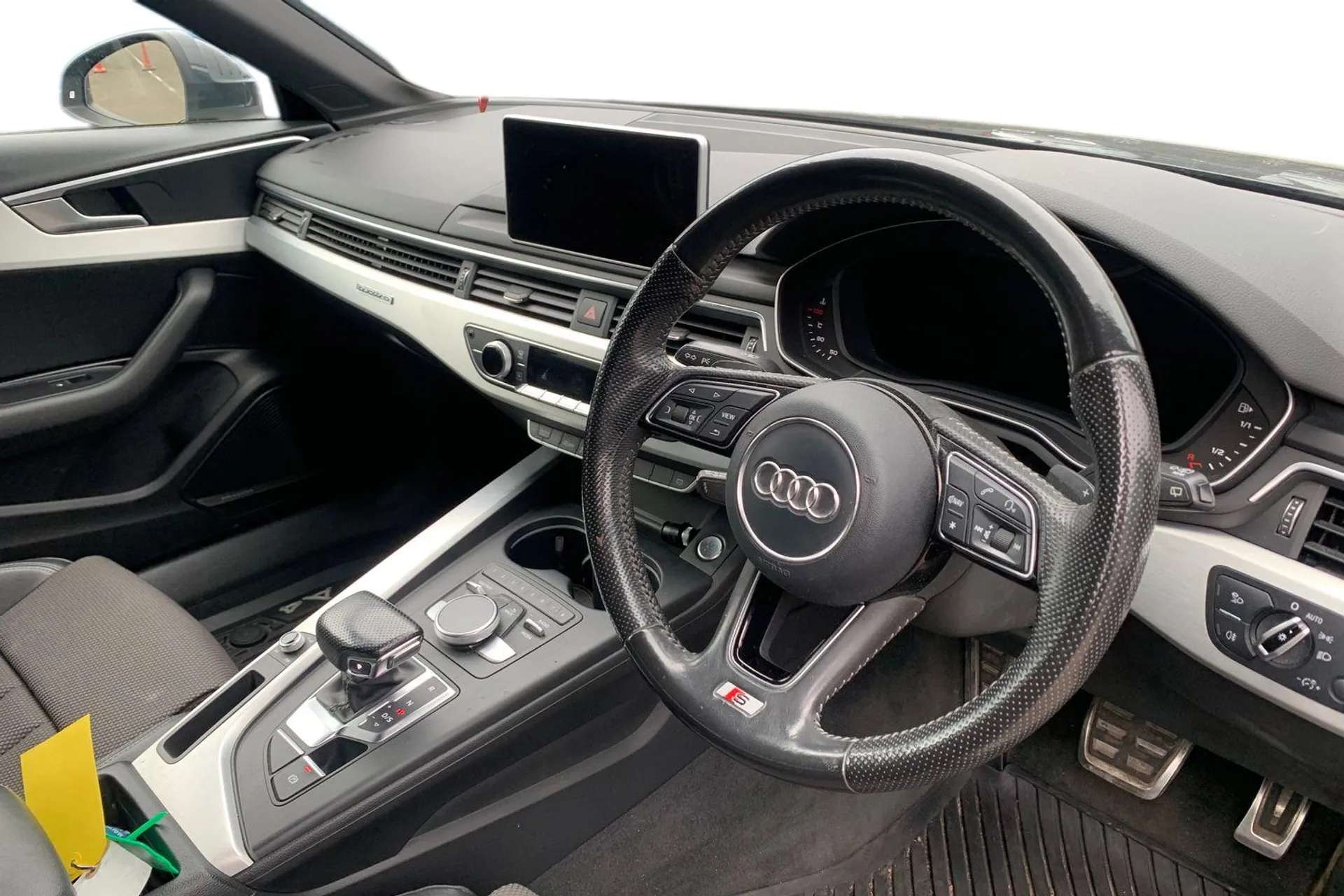 2016 AUDI A4 2016 AUDI A4