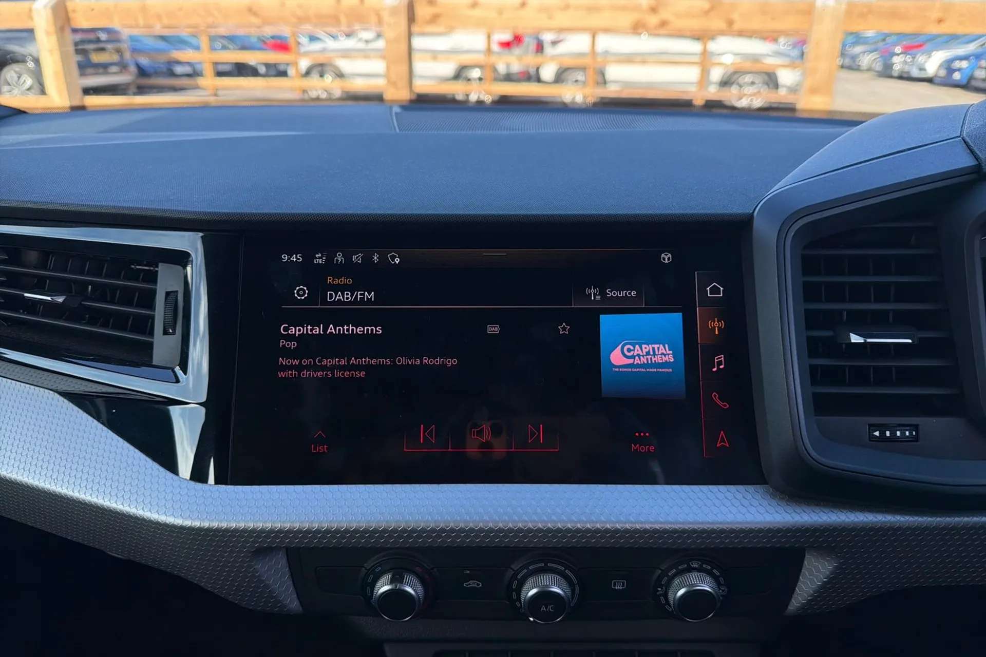 2021 AUDI A1 2021 AUDI A1