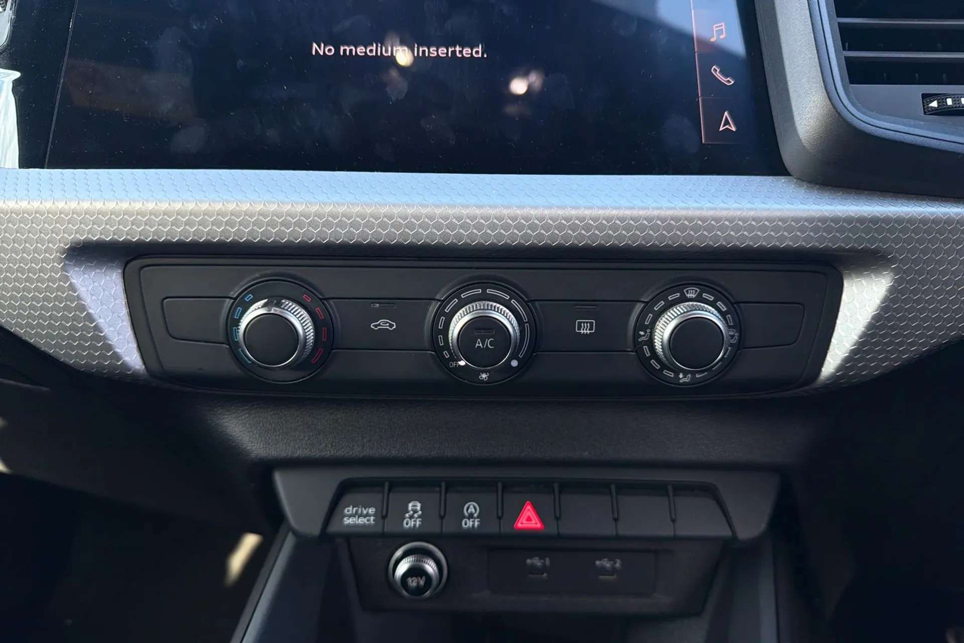 2021 AUDI A1 2021 AUDI A1