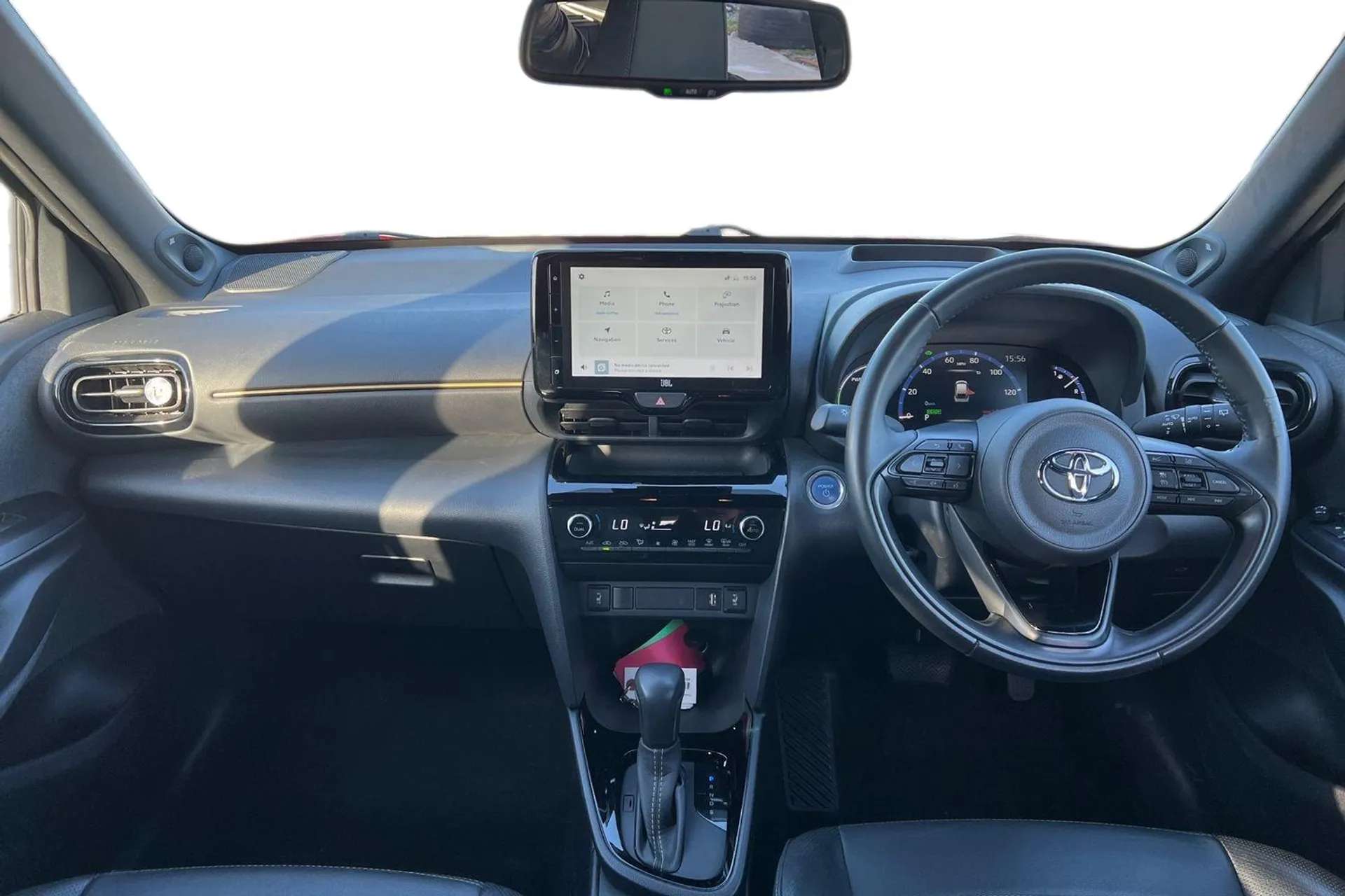 A 2022 TOYOTA YARIS CROSS 1.5 Hybrid Premiere Edition 5dr CVT [ Reversing camera , Pre-collision system enhanced with emergency steering assist , Essential protection pack , Te A 2022 TOYOTA YARIS CROSS 1.5 Hybrid Premiere Edition 5dr CVT [ Reversing camera , Pre-collision system enhanced with emergency steering assist , Essential protection pack , Te