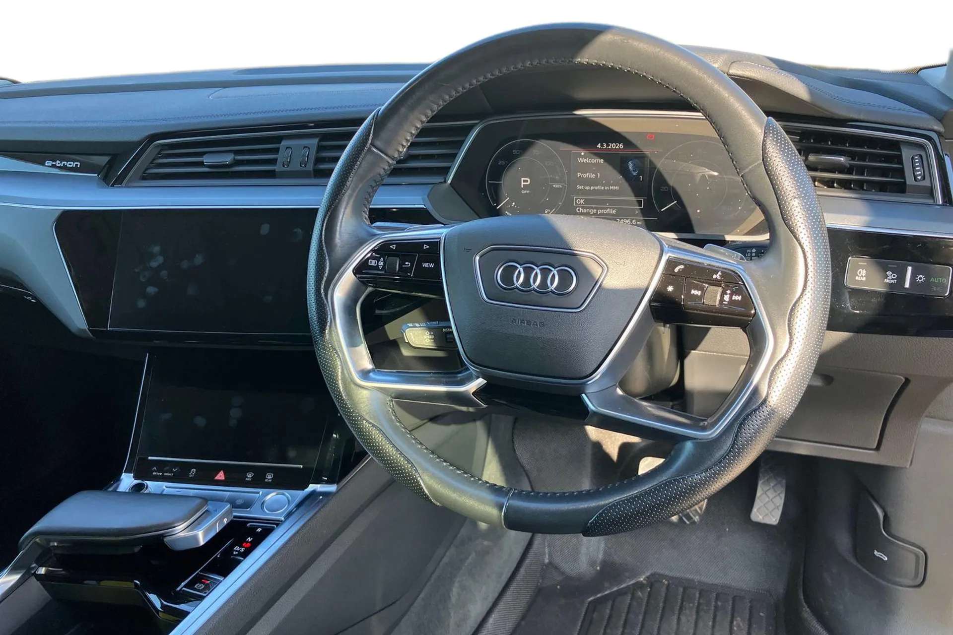 2019 AUDI E-TRON 2019 AUDI E-TRON