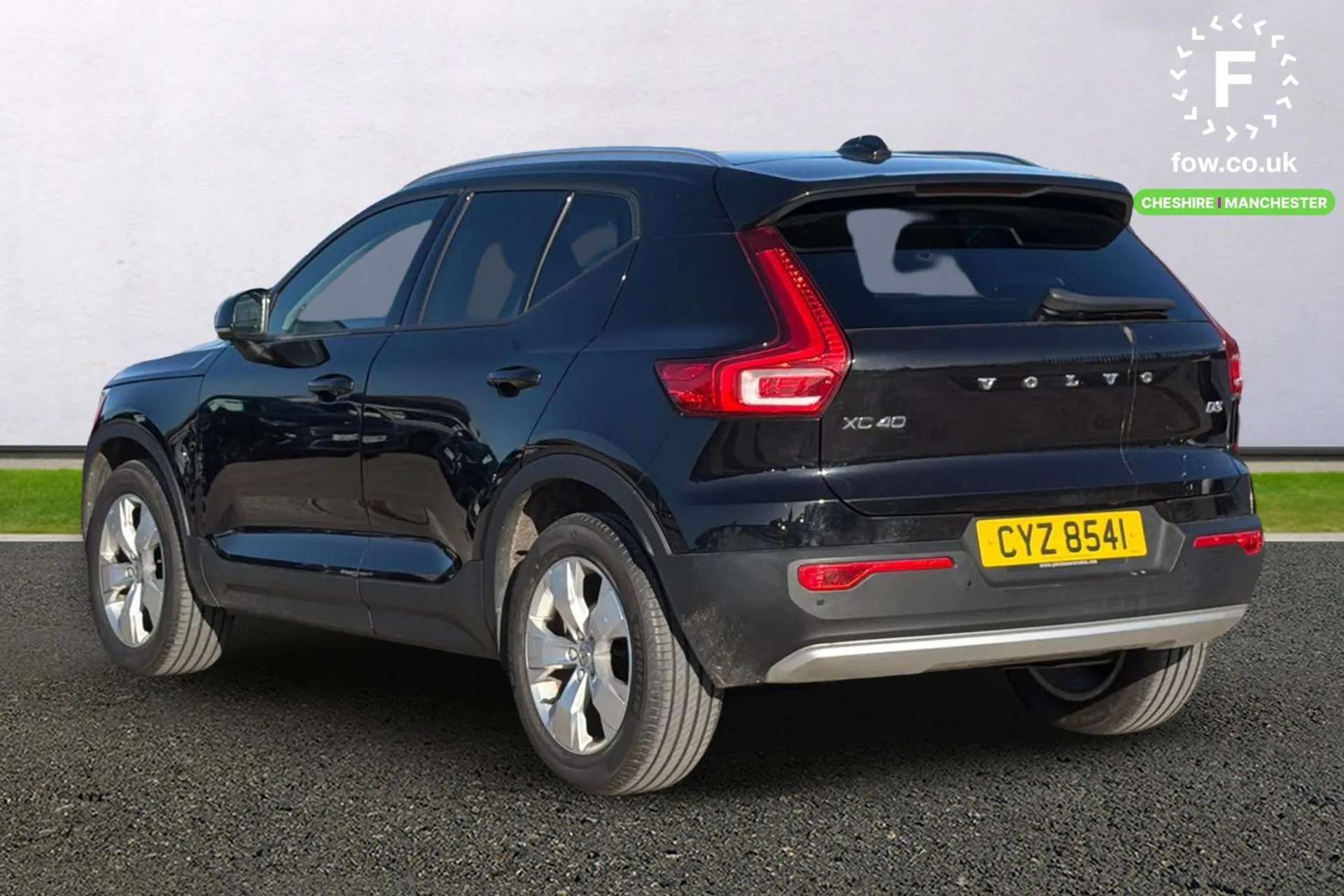 2019 VOLVO XC40 2019 VOLVO XC40