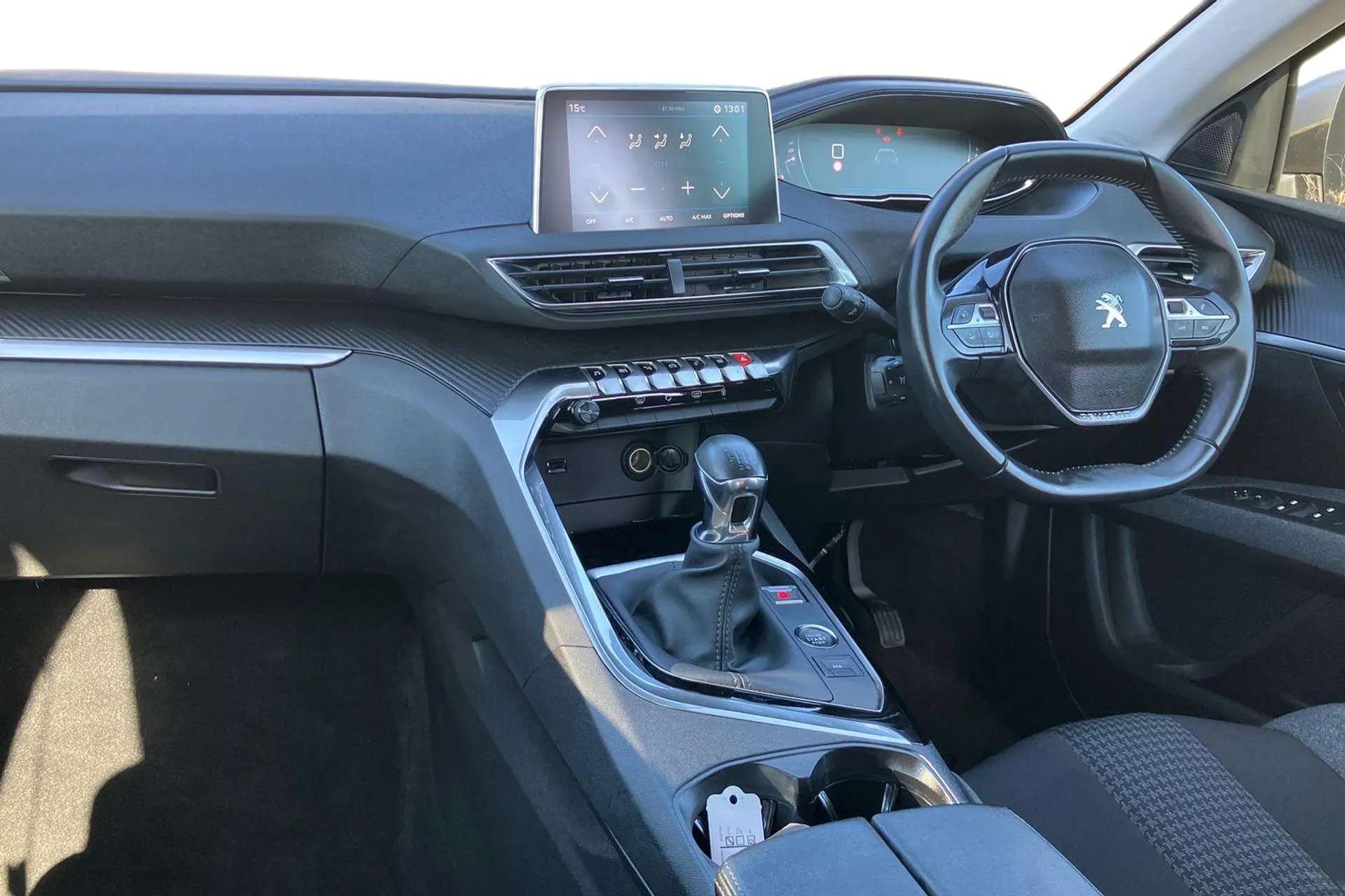 2021 PEUGEOT 5008 2021 PEUGEOT 5008