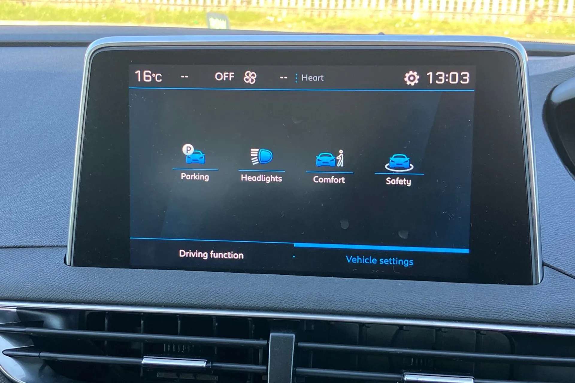 2021 PEUGEOT 5008 2021 PEUGEOT 5008