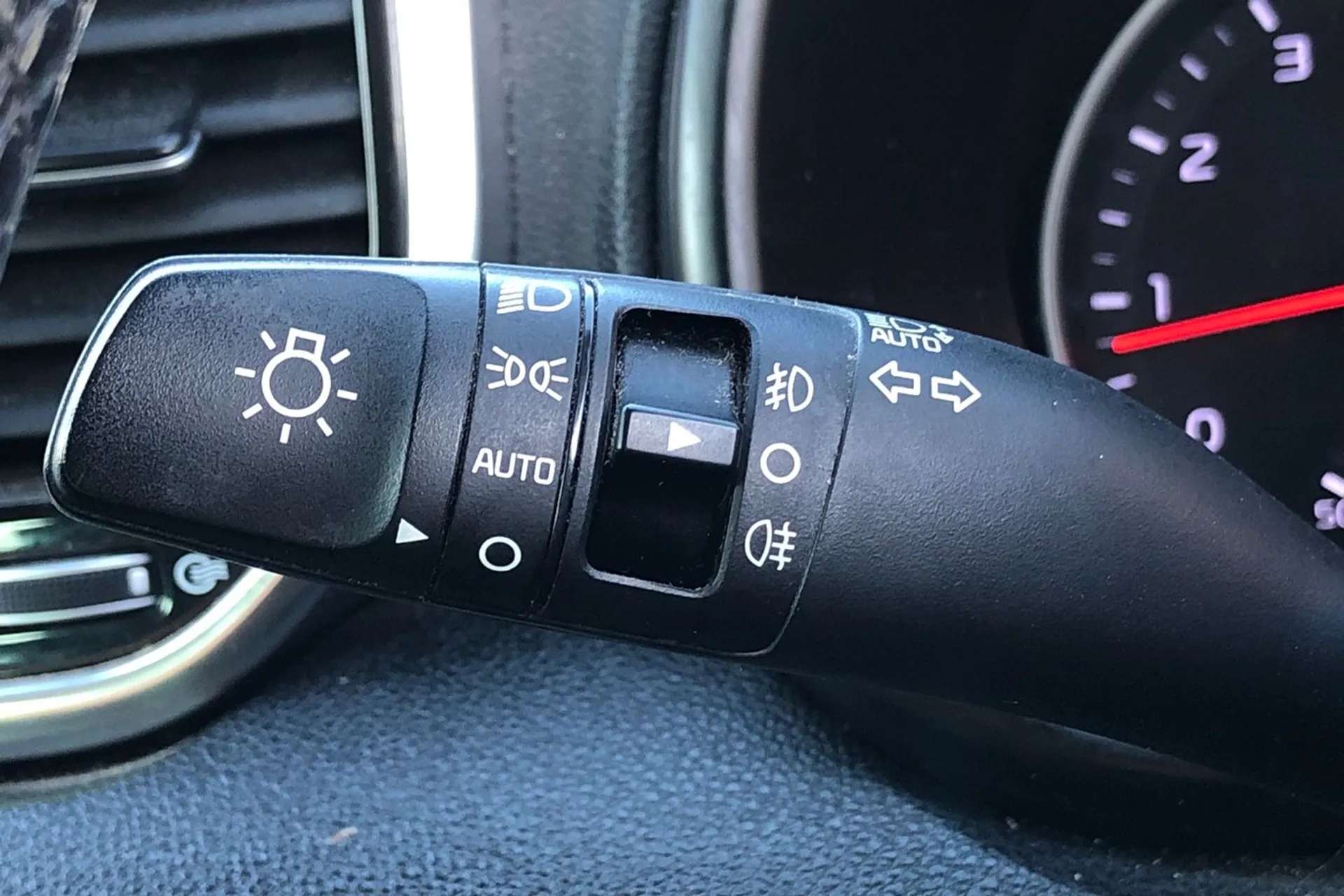 2019 KIA SPORTAGE 2019 KIA SPORTAGE