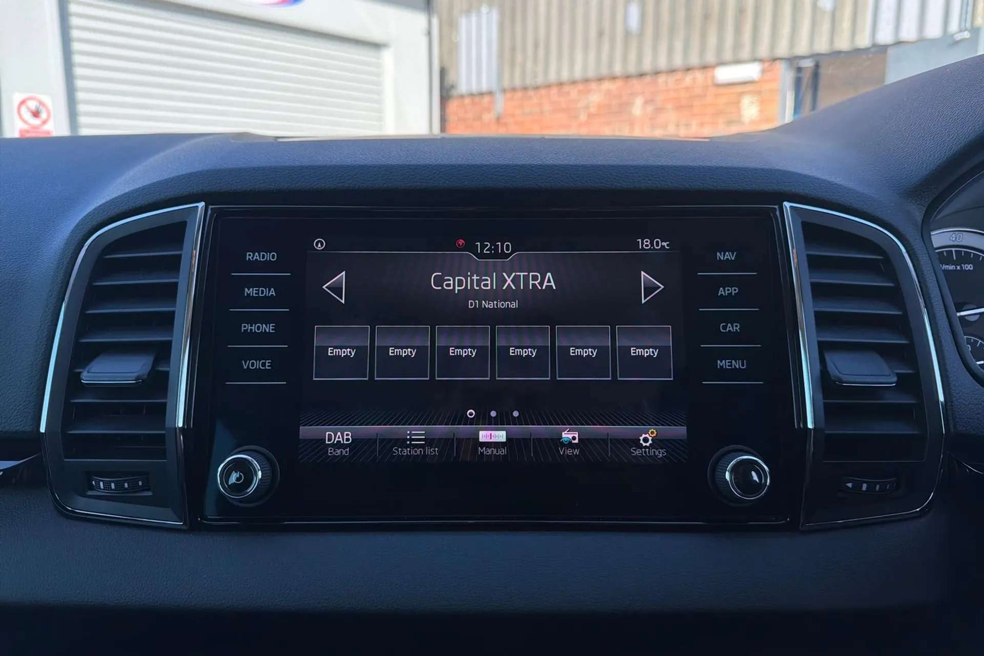 2018 SKODA KAROQ 2018 SKODA KAROQ