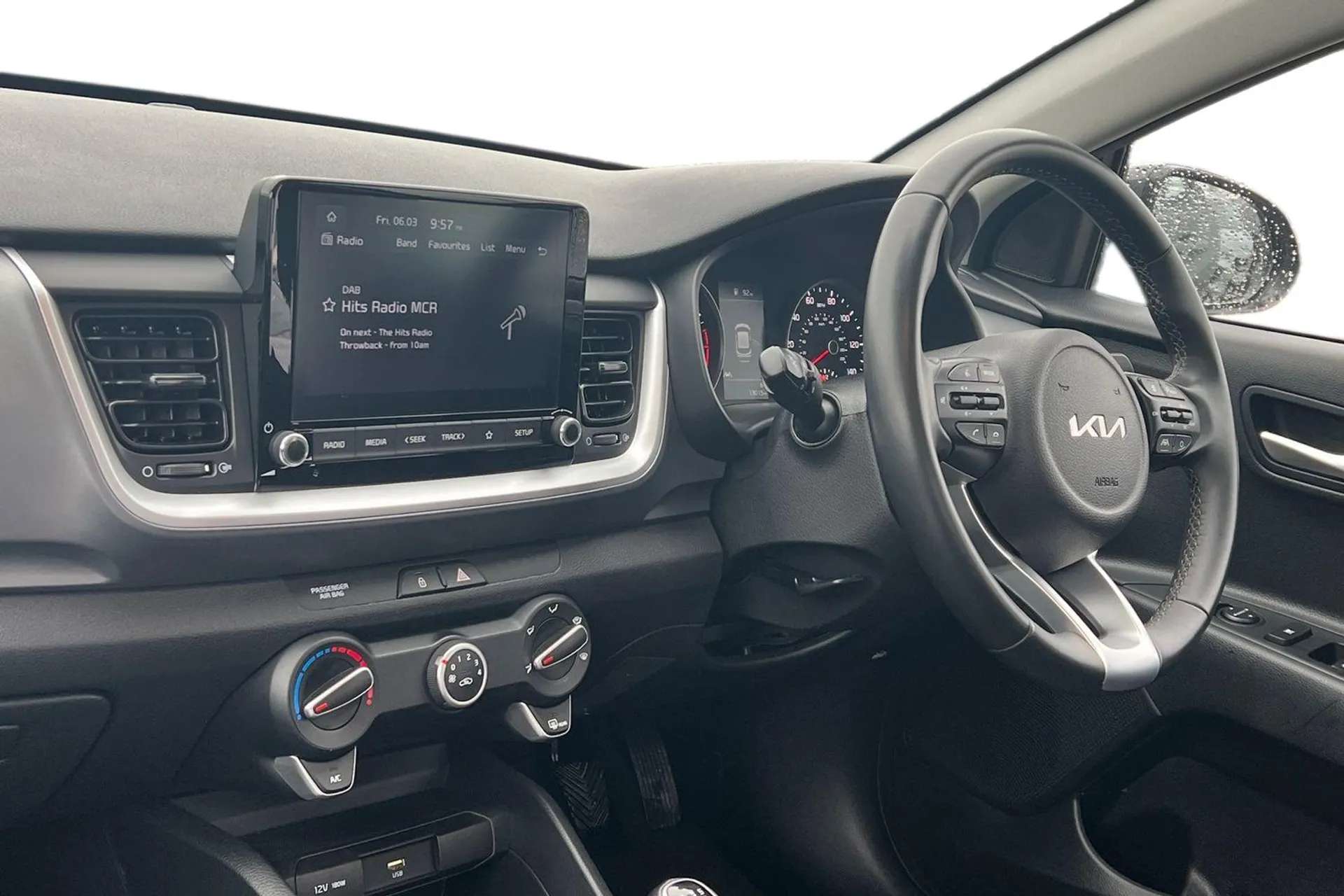 2022 KIA STONIC 2022 KIA STONIC