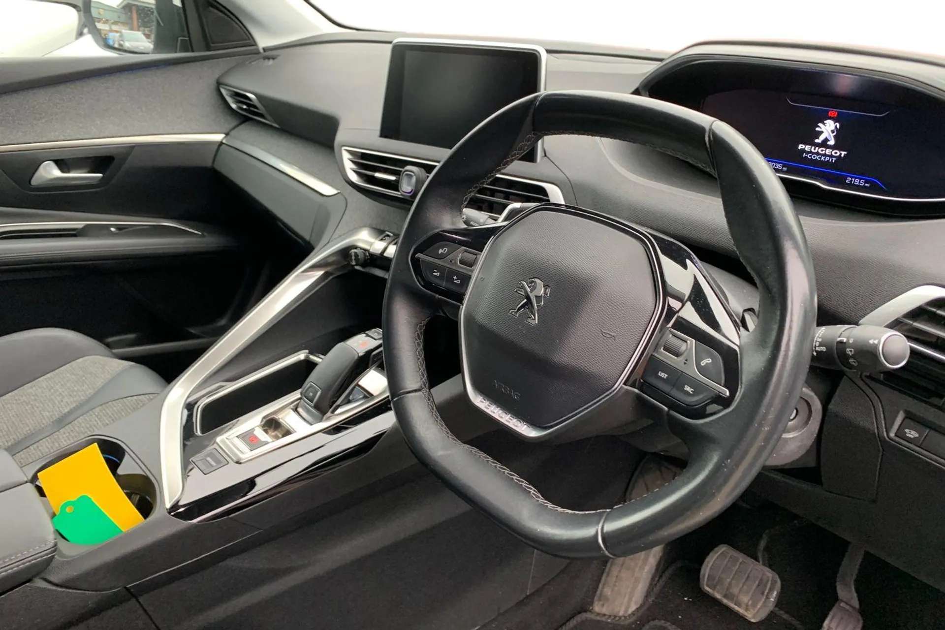 2019 PEUGEOT 3008 2019 PEUGEOT 3008