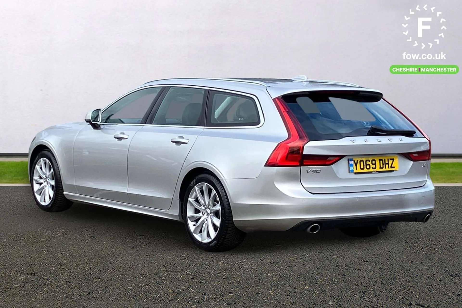 2020 VOLVO V90 2020 VOLVO V90