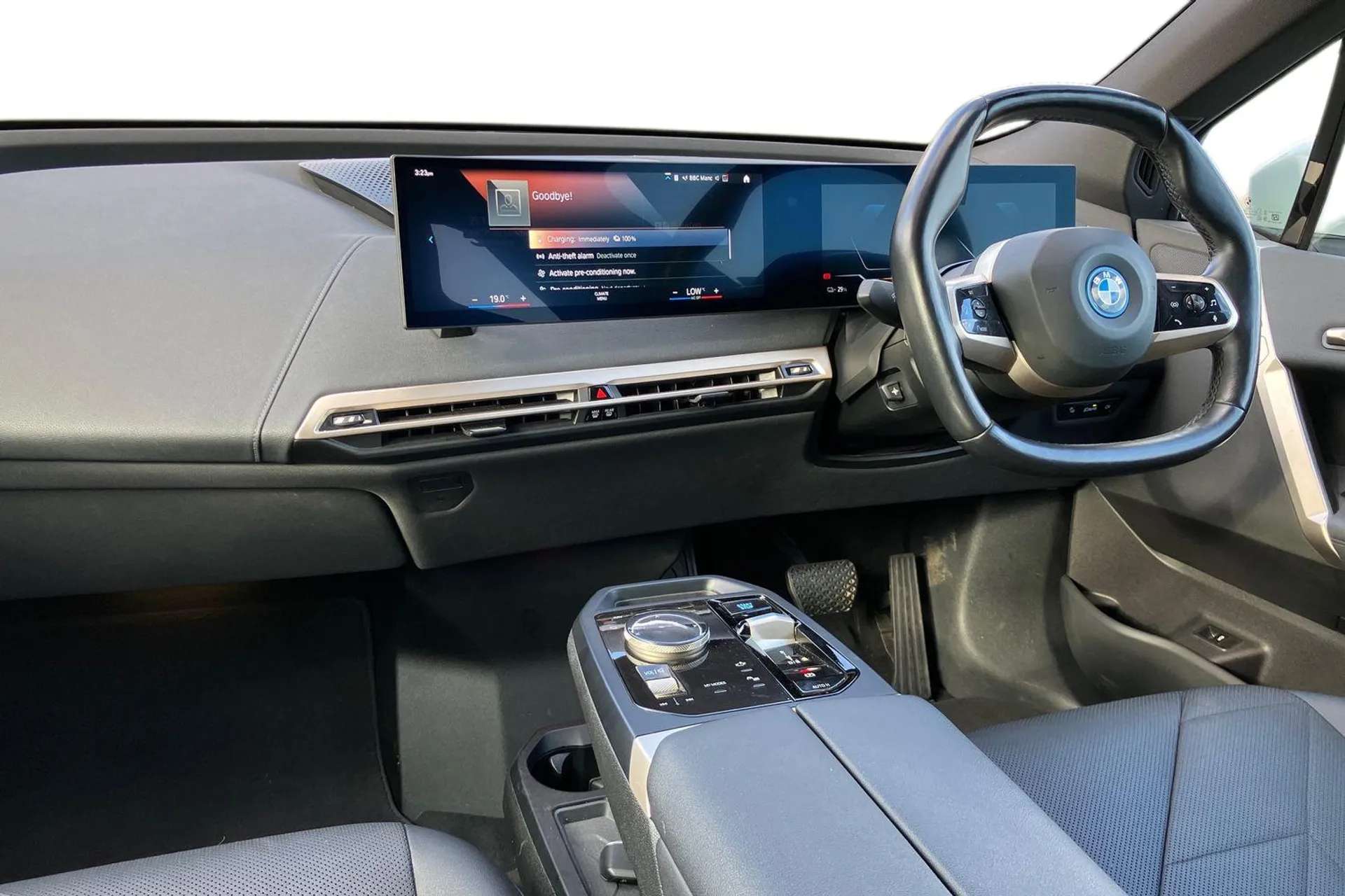 A 2022 BMW IX 240kW xDrive40 Sport Edition 76.6kWh 5dr Auto [ Ambient interior lighting , Heat comfort system - heated front/rear seats, side armrests, steering whe A 2022 BMW IX 240kW xDrive40 Sport Edition 76.6kWh 5dr Auto [ Ambient interior lighting , Heat comfort system - heated front/rear seats, side armrests, steering whe