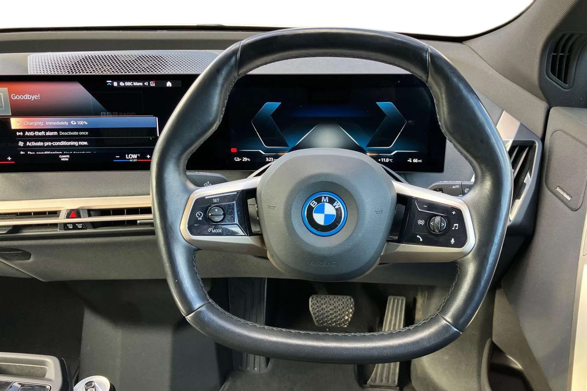 2022 BMW IX 2022 BMW IX