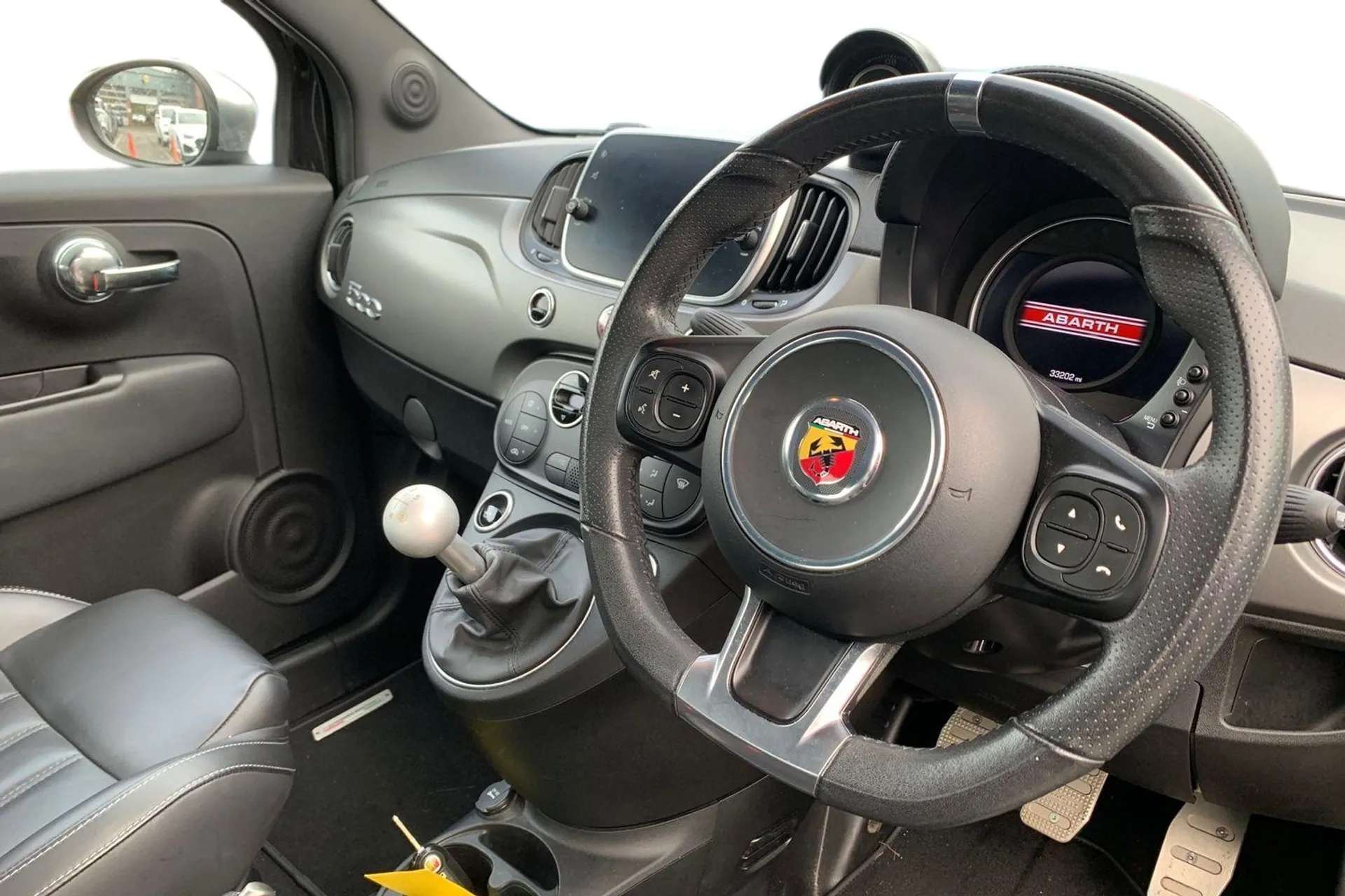 2019 ABARTH 595 2019 ABARTH 595