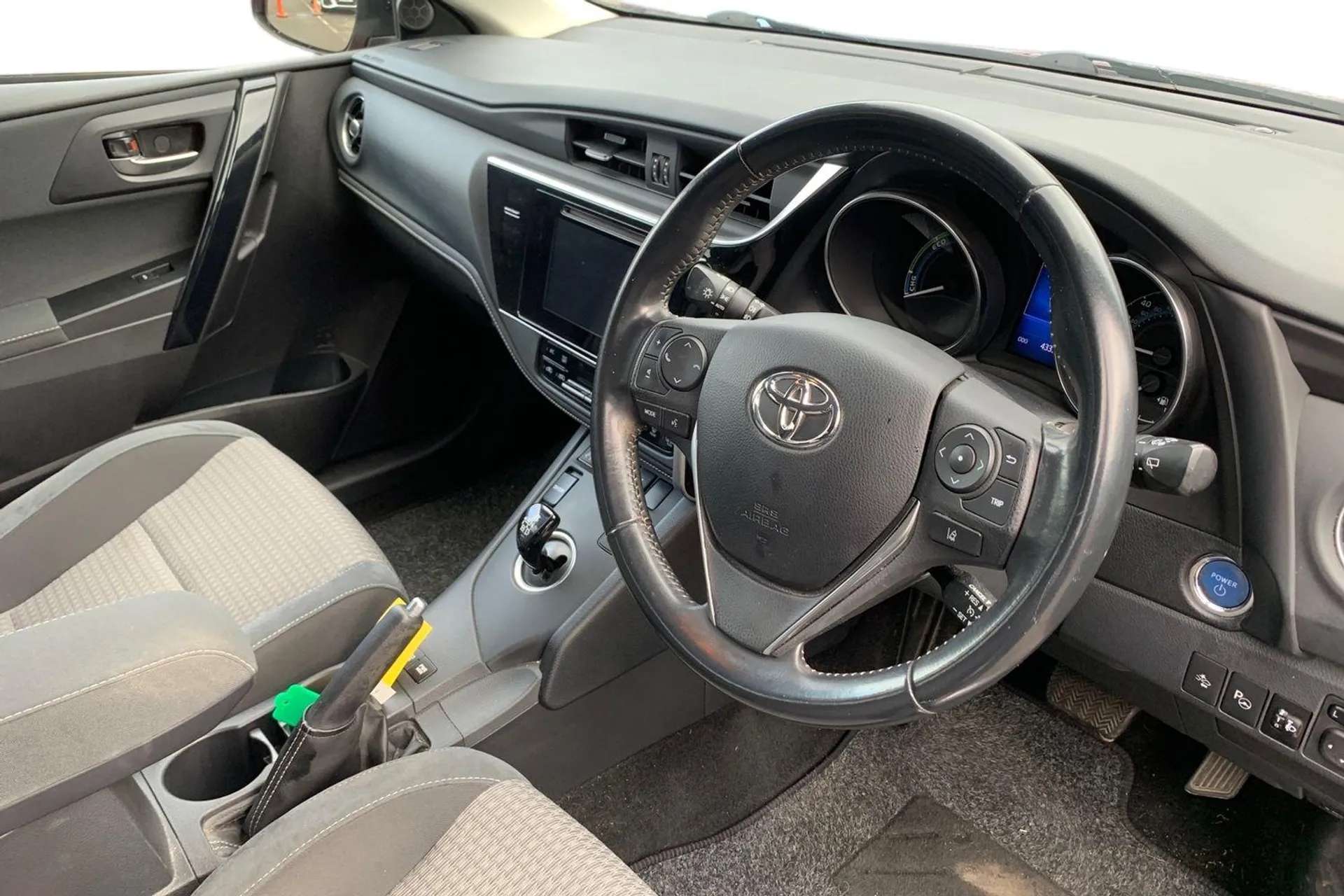 2018 TOYOTA AURIS 2018 TOYOTA AURIS