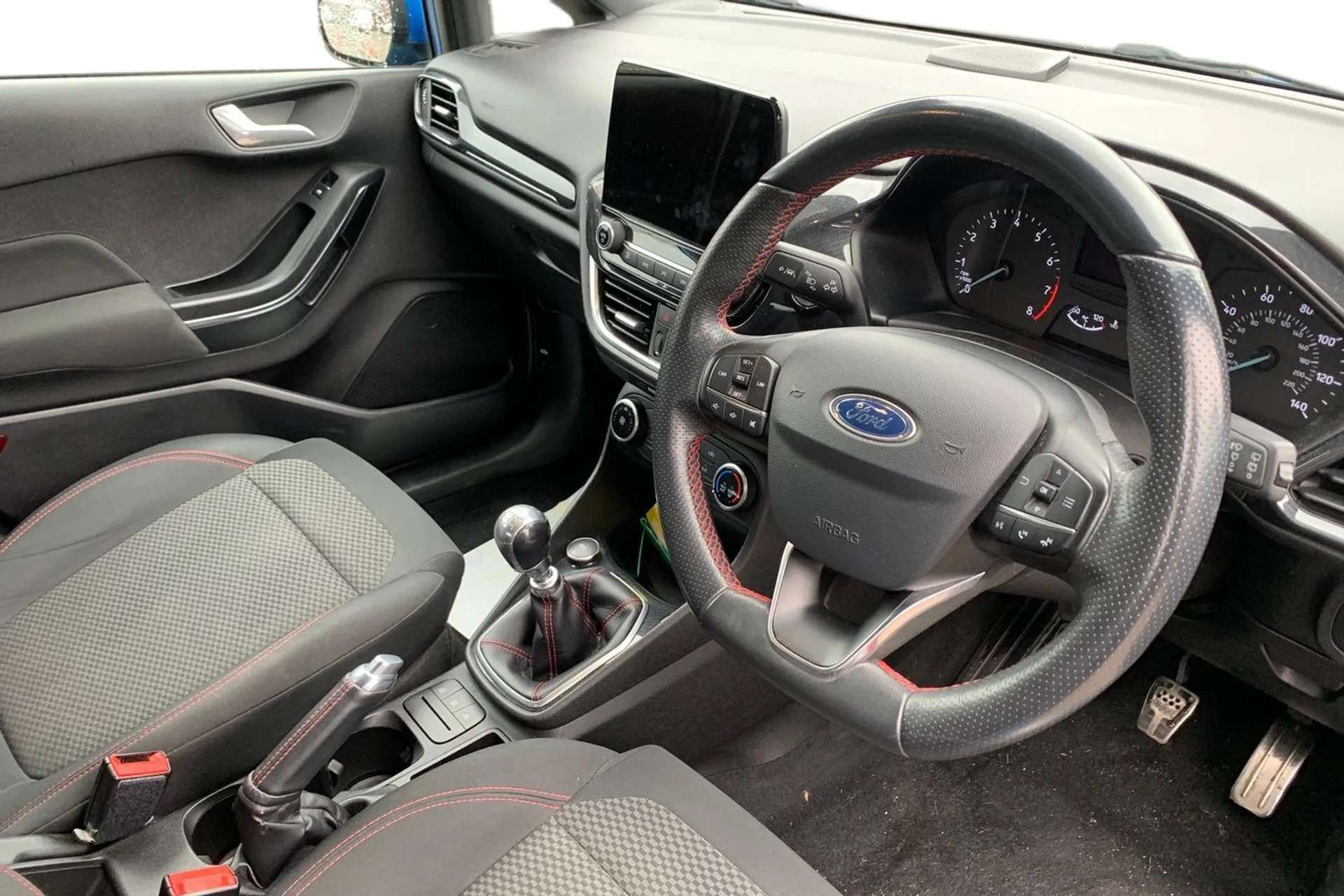 A 2020 FORD FIESTA 1.0 EcoBoost ST-Line 5dr [Quickclear heated windscreen, Rugged body styling kit with active front wing badges, 3 spoke flat bottomed leather steering A 2020 FORD FIESTA 1.0 EcoBoost ST-Line 5dr [Quickclear heated windscreen, Rugged body styling kit with active front wing badges, 3 spoke flat bottomed leather steering