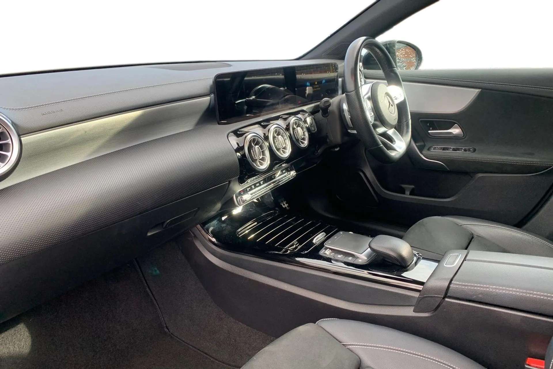 2021 MERCEDES-BENZ A CLASS 2021 MERCEDES-BENZ A CLASS