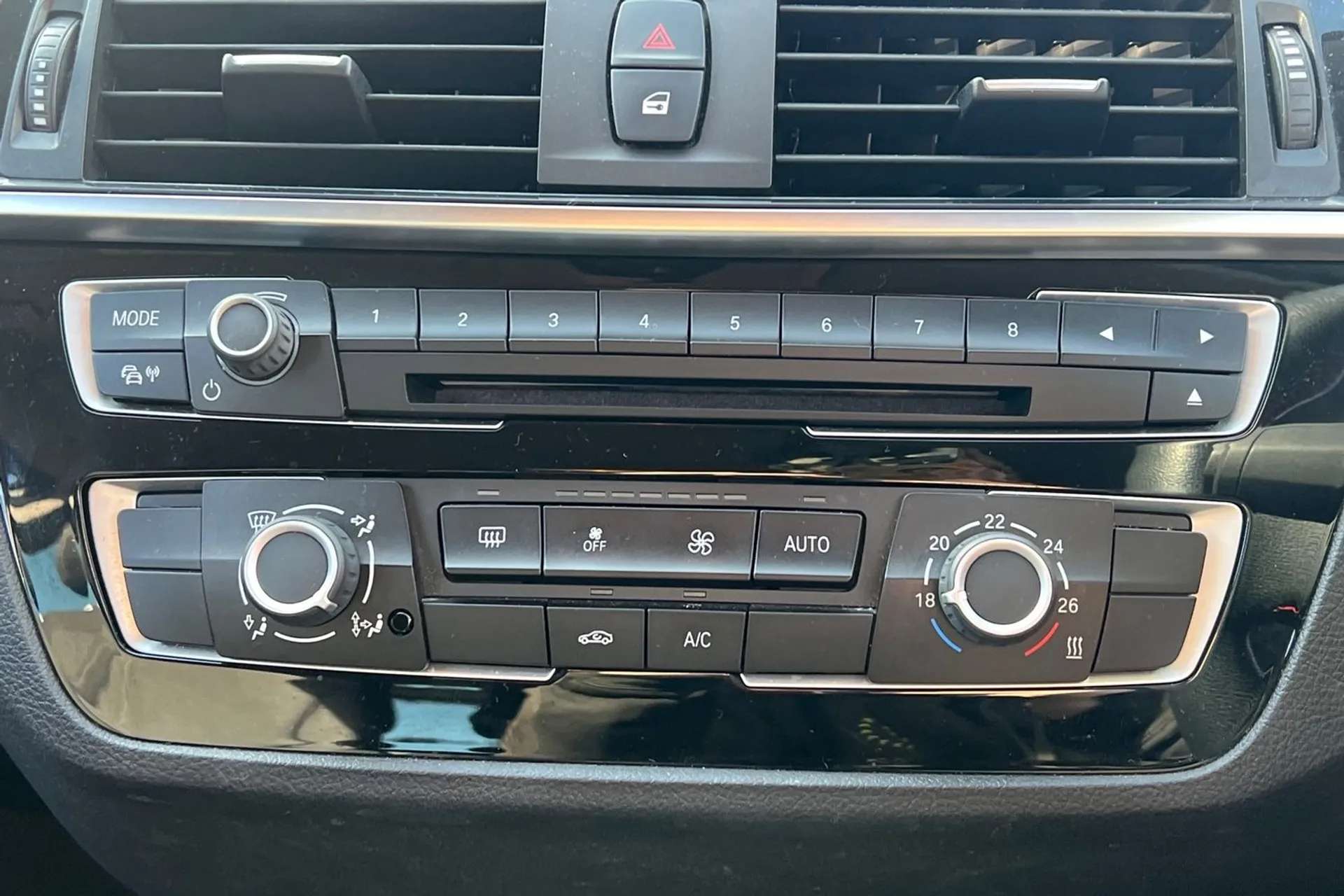 2018 BMW 1 SERIES 2018 BMW 1 SERIES
