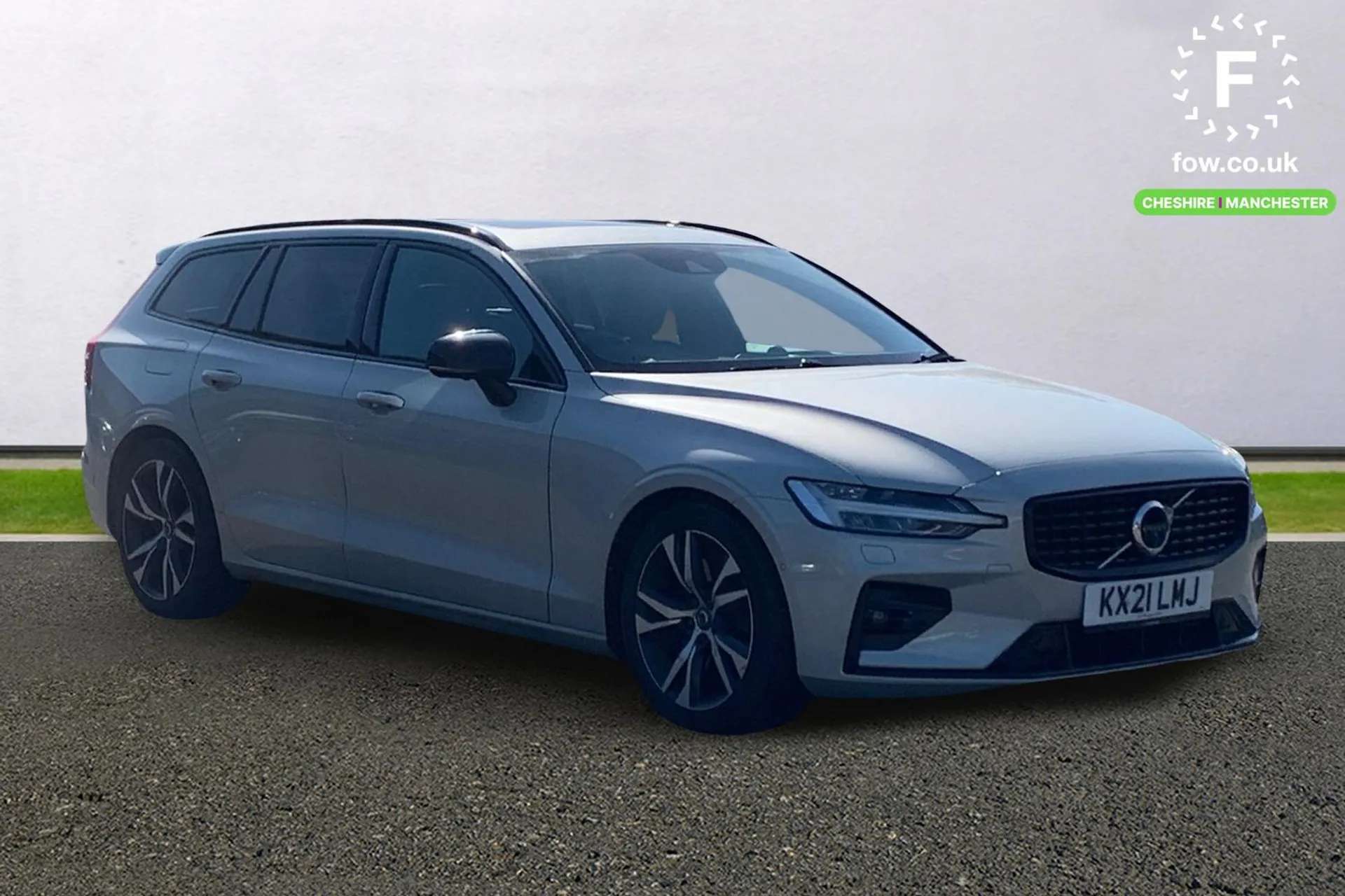 A 2021 VOLVO V60 2.0 B6P R DESIGN 5dr AWD Auto [Bowers and Wilkins Pack,Smartphone Integration includes Apple CarPlay and Android Auto,Parking Camera 360 Surround View A 2021 VOLVO V60 2.0 B6P R DESIGN 5dr AWD Auto [Bowers and Wilkins Pack,Smartphone Integration includes Apple CarPlay and Android Auto,Parking Camera 360 Surround View