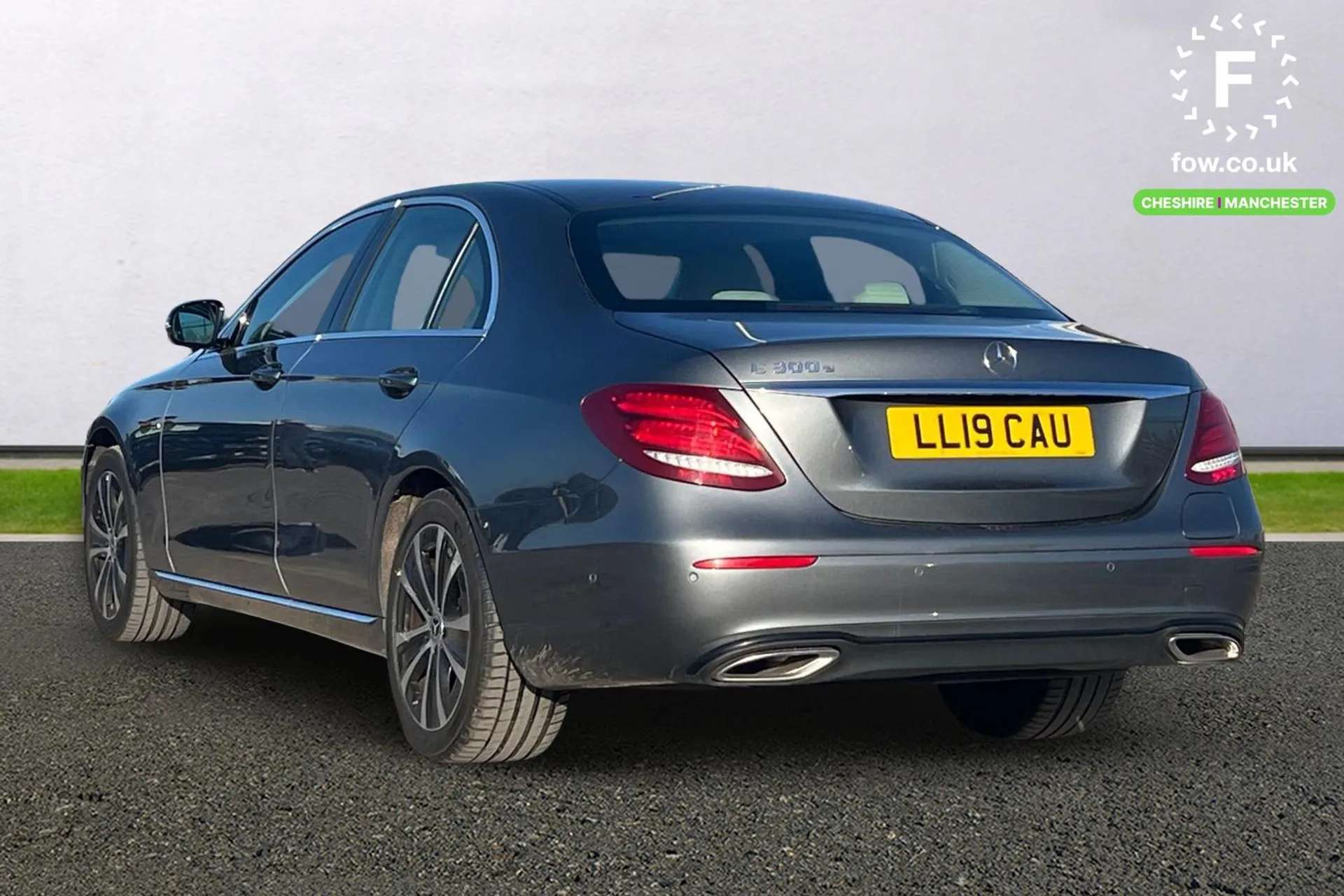 A 2019 MERCEDES-BENZ E CLASS E300e SE Premium 4dr 9G-Tronic [ Heated front seats , Wireless charging , Active parking assist and reversing camera , Park assist pilot with front an A 2019 MERCEDES-BENZ E CLASS E300e SE Premium 4dr 9G-Tronic [ Heated front seats , Wireless charging , Active parking assist and reversing camera , Park assist pilot with front an