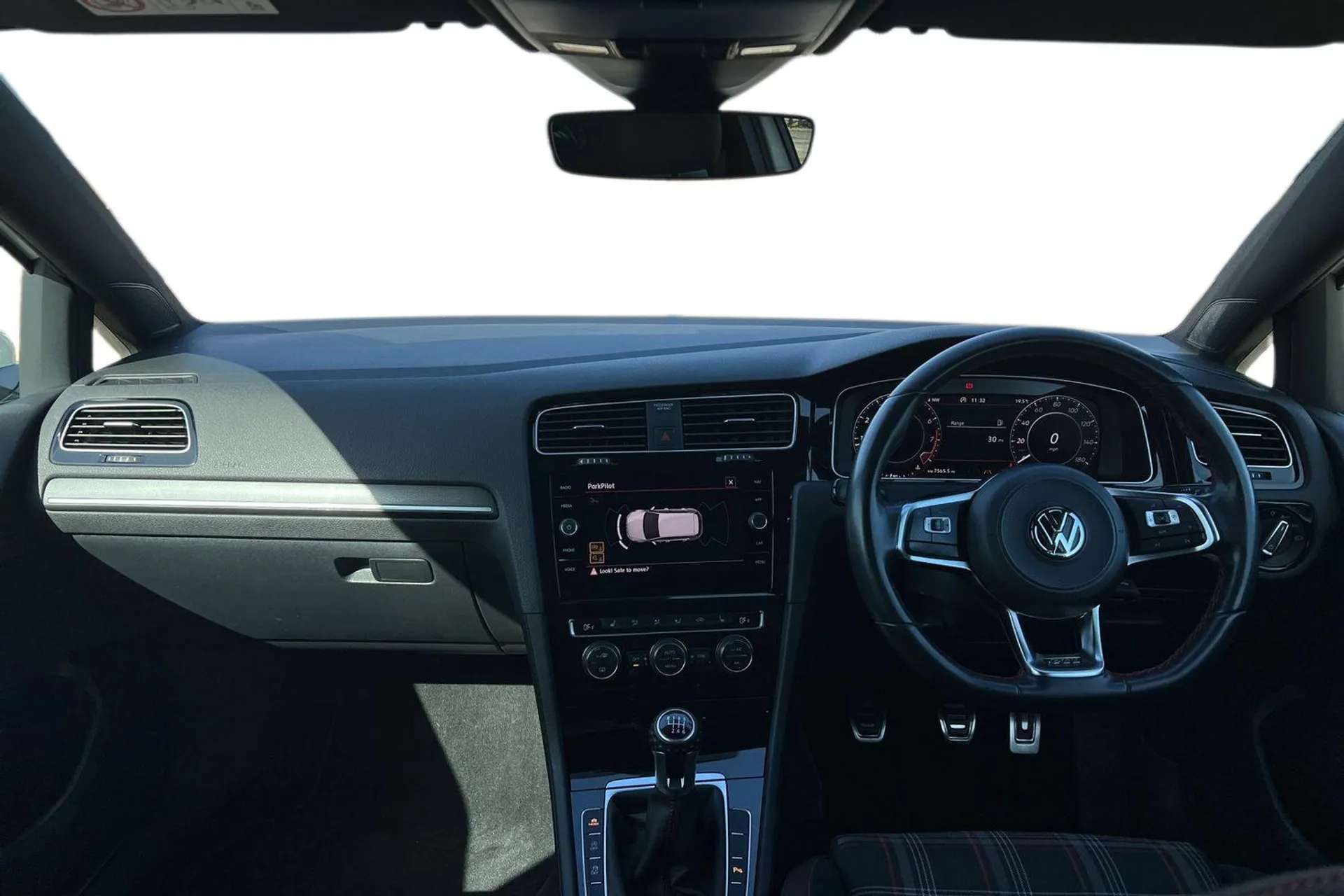 A 2019 VOLKSWAGEN GOLF 2.0 TSI 245 GTI Performance 3dr [Driving Mode Selection with four preset modes, Multifunction computer with visual gear change recommendation, Battery A 2019 VOLKSWAGEN GOLF 2.0 TSI 245 GTI Performance 3dr [Driving Mode Selection with four preset modes, Multifunction computer with visual gear change recommendation, Battery