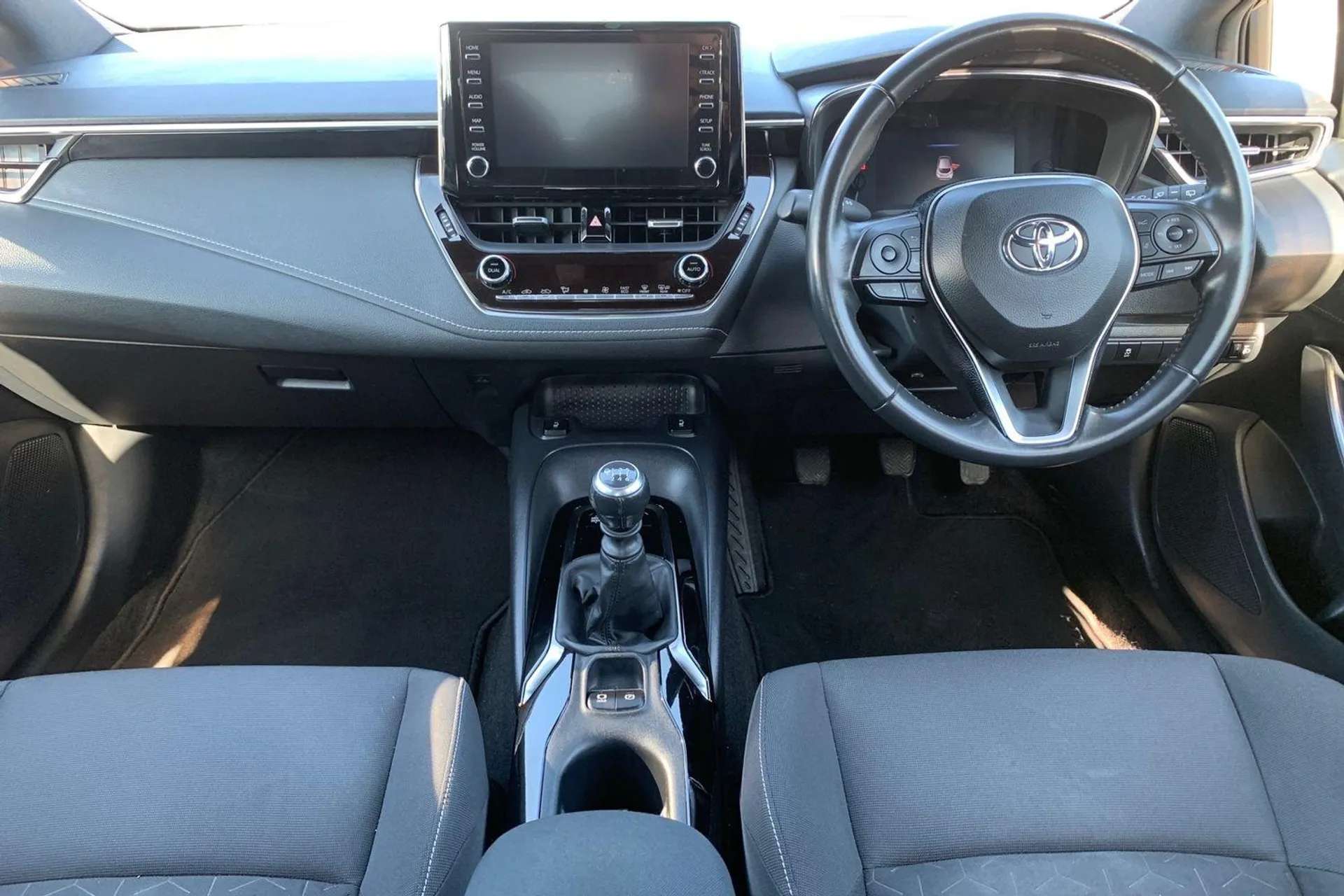 2019 TOYOTA COROLLA 2019 TOYOTA COROLLA