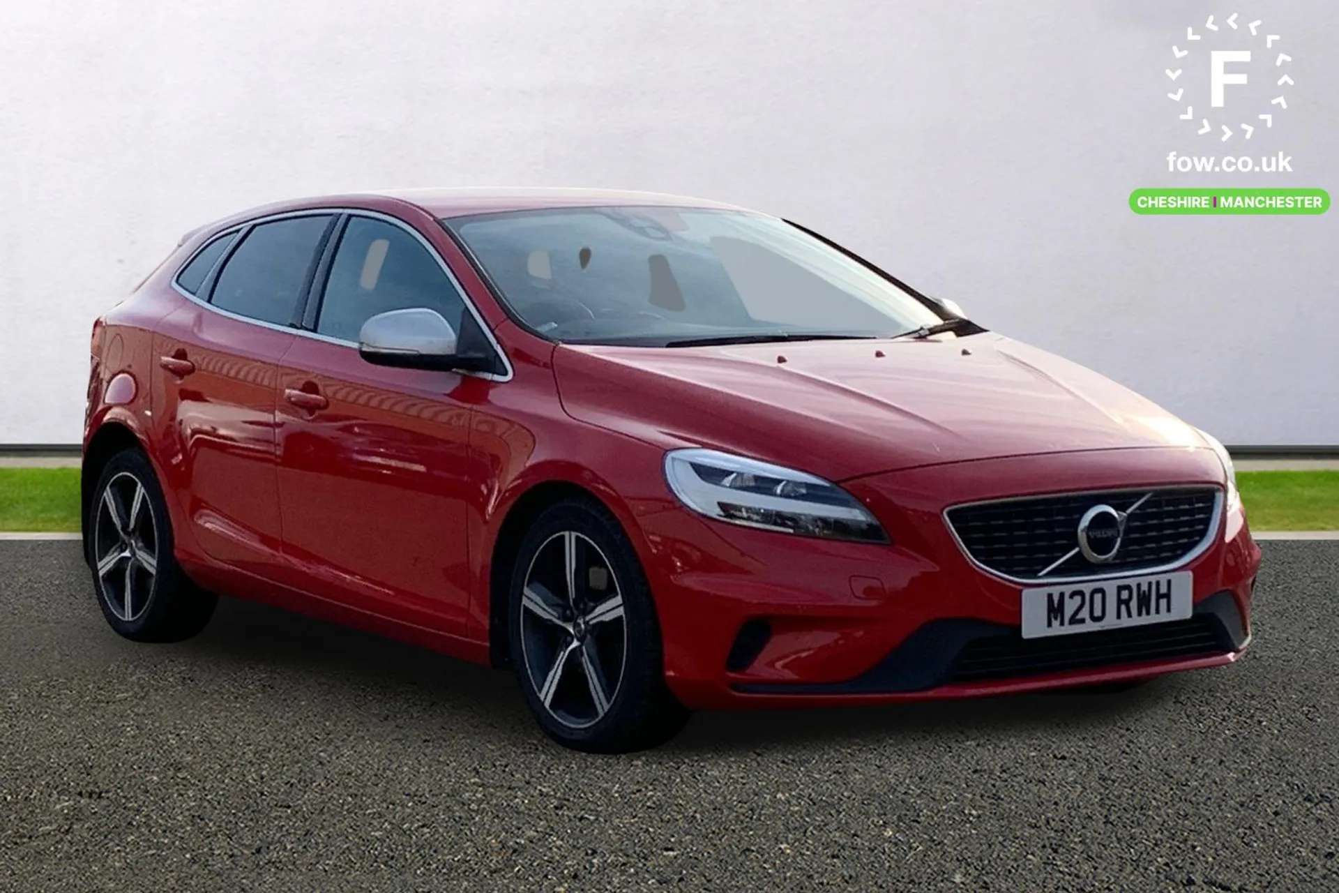 2016 VOLVO V40 2016 VOLVO V40